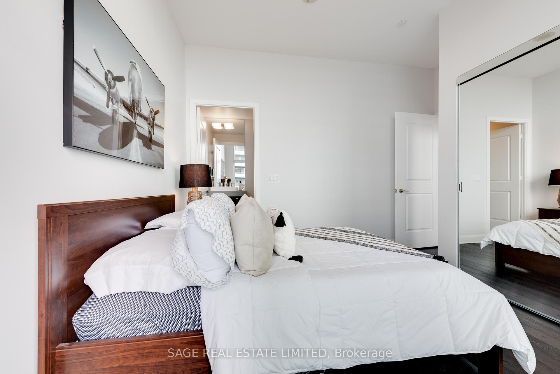 Photo 9 of Unit 3801, 33 Shore Breeze Drive, Etobicoke, Mimico — HOMEH