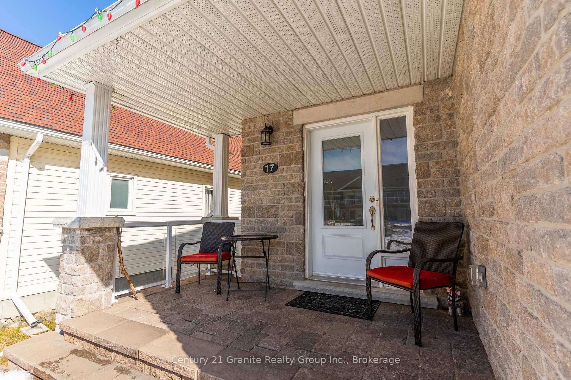 Photo 5 of 17 Webb Circle, Dysart et al, Dysart — HOMEH