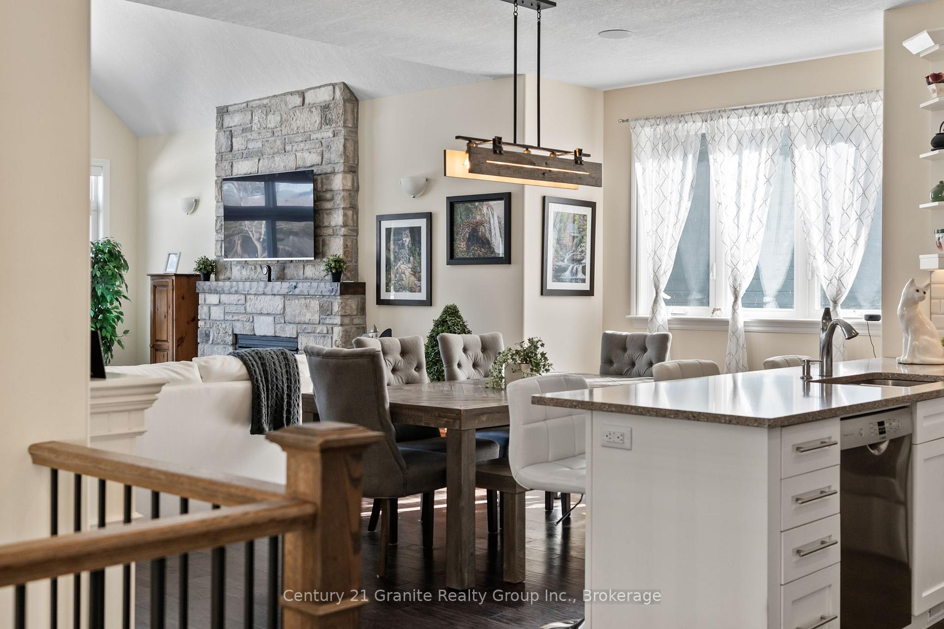 Photo 7 of 17 Webb Circle, Dysart et al, Dysart — HOMEH