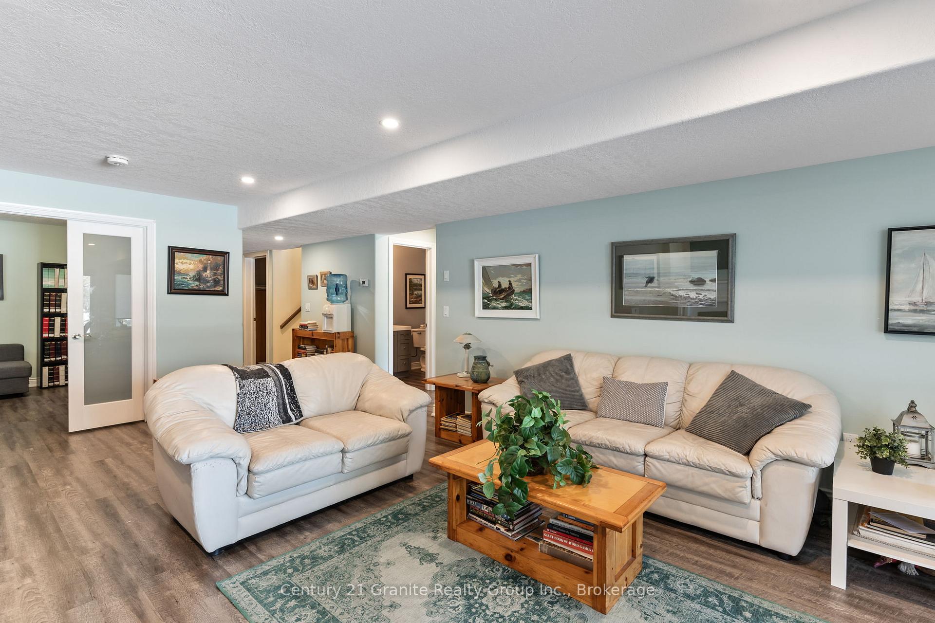 Photo 32 of 17 Webb Circle, Dysart et al, Dysart — HOMEH