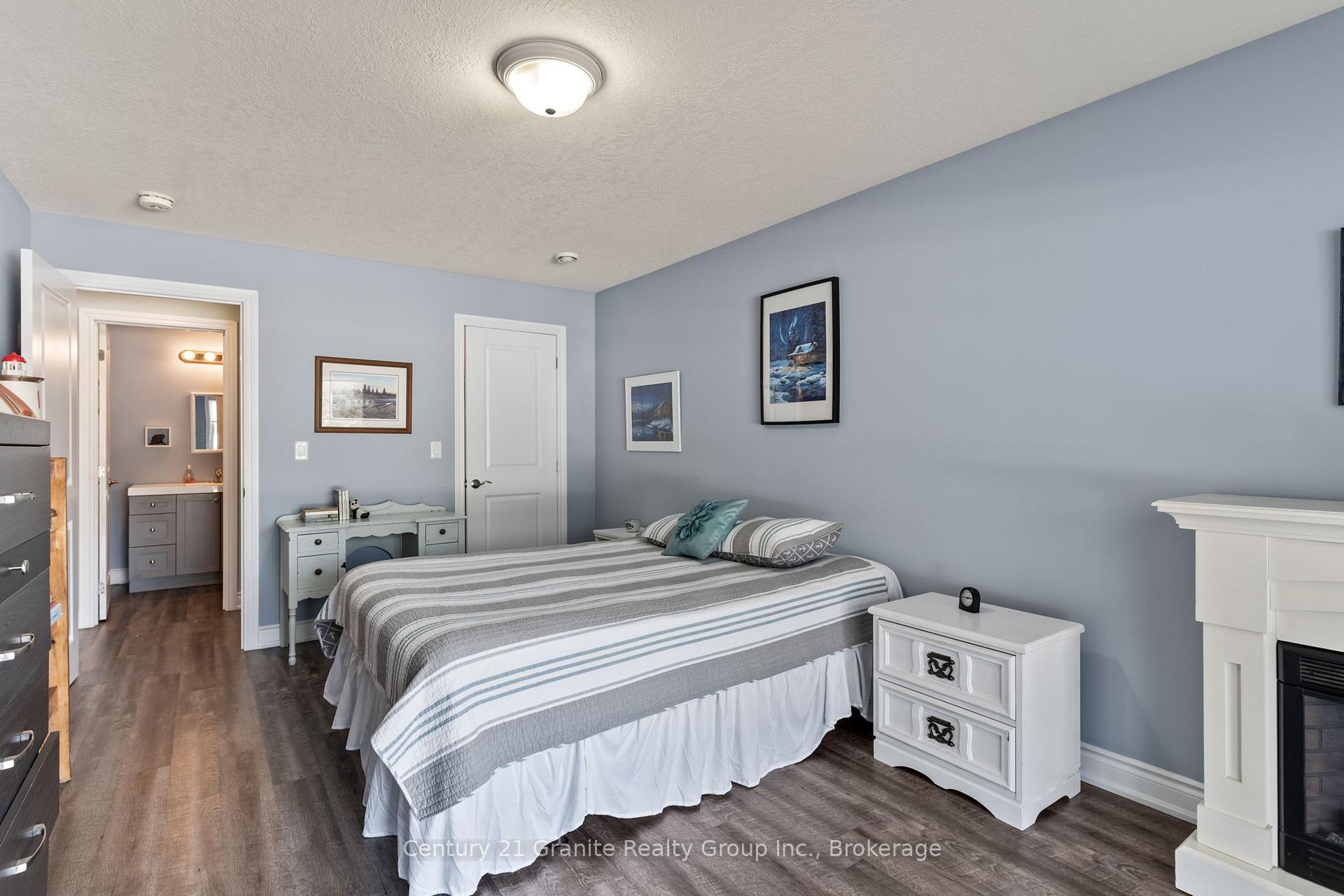 Photo 33 of 17 Webb Circle, Dysart et al, Dysart — HOMEH