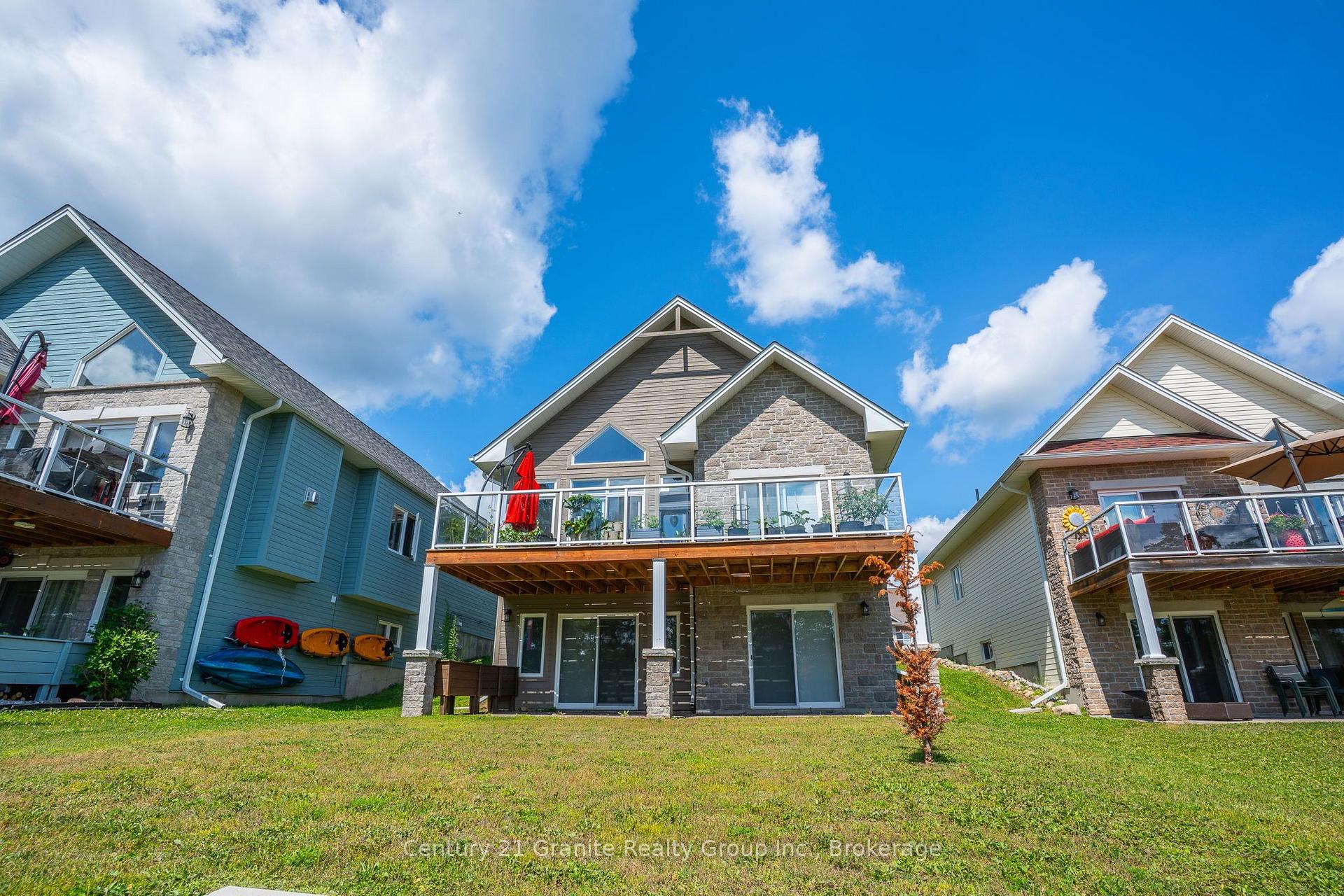Photo 41 of 17 Webb Circle, Dysart et al, Dysart — HOMEH