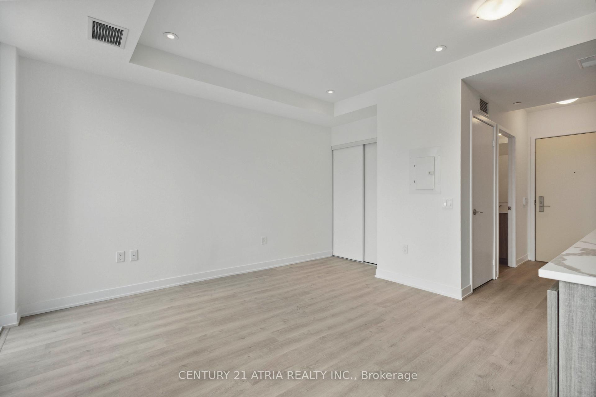 Photo 9 of Unit 302, 15 Richardson Street, Toronto, Waterfront Communities — HOMEH