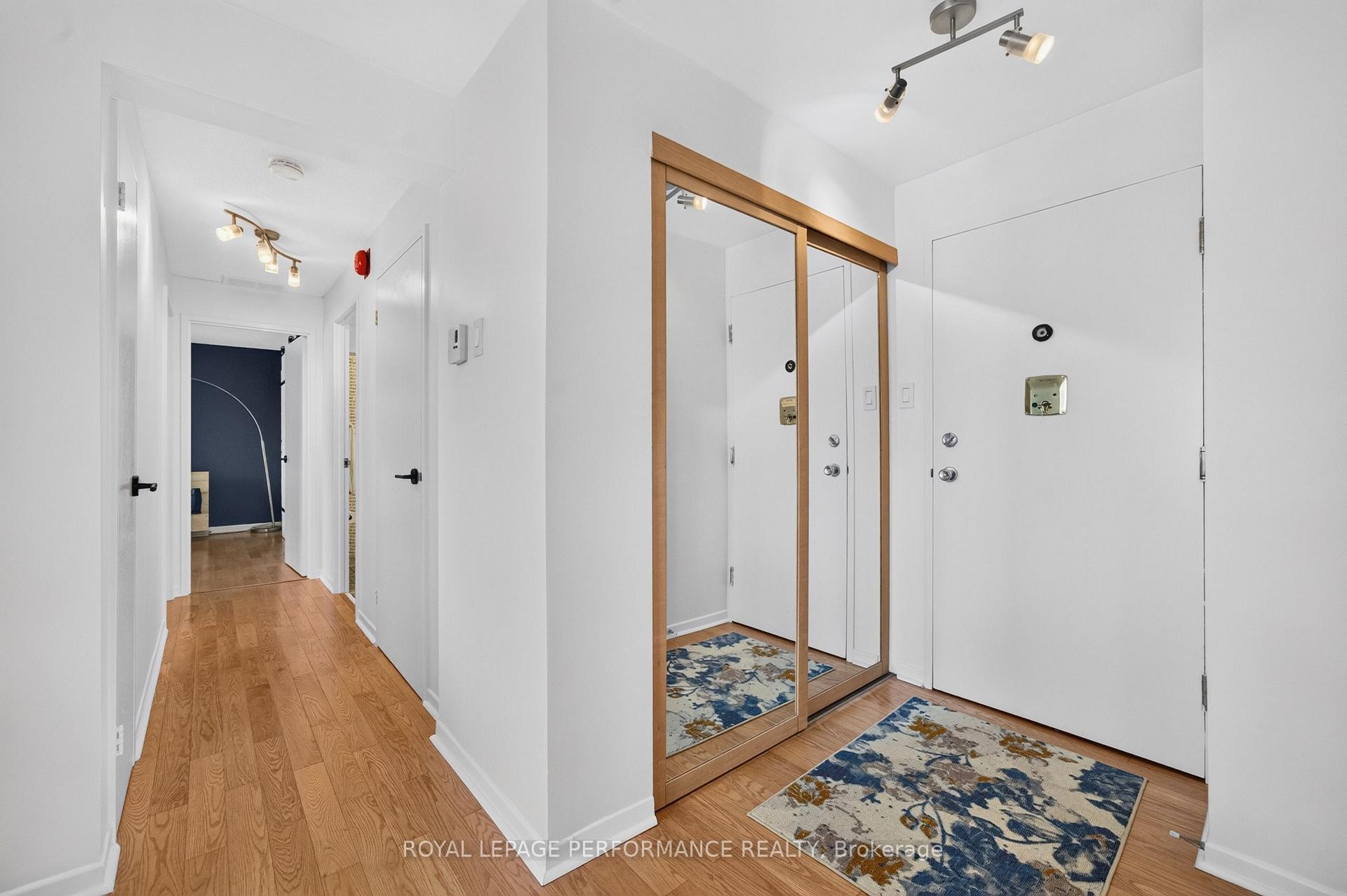 Photo 4 of Unit 407, 50 Burnside Avenue, Ottawa, Mechanicsville — HOMEH