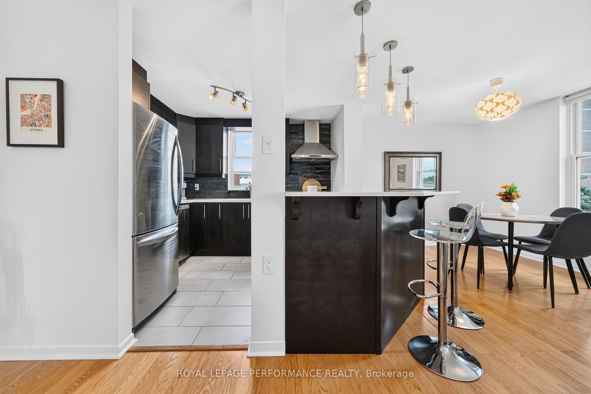 Photo 12 of Unit 407, 50 Burnside Avenue, Ottawa, Mechanicsville — HOMEH