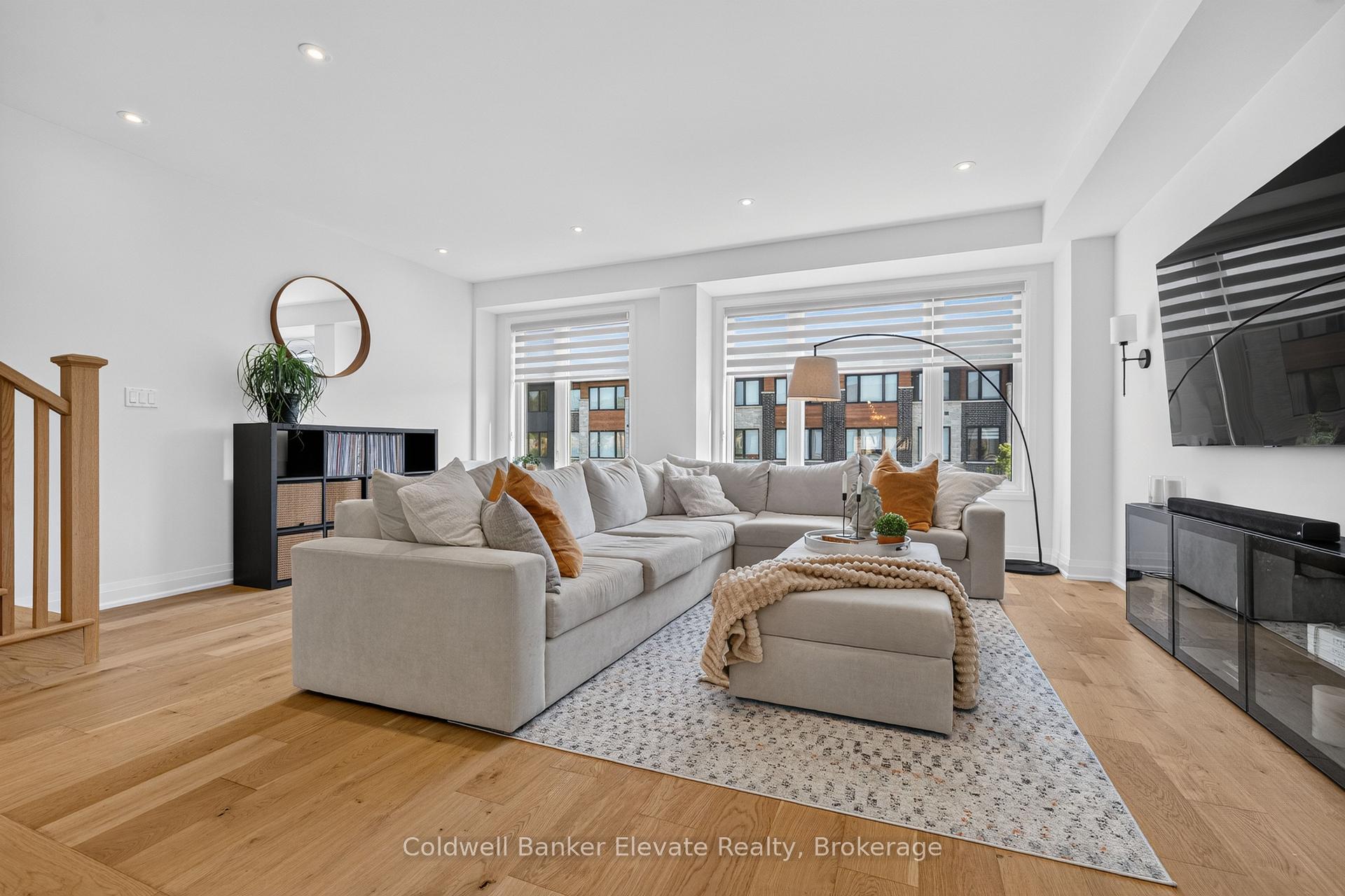 Photo 9 of 76 Windtree Way, Halton Hills, Georgetown — HOMEH
