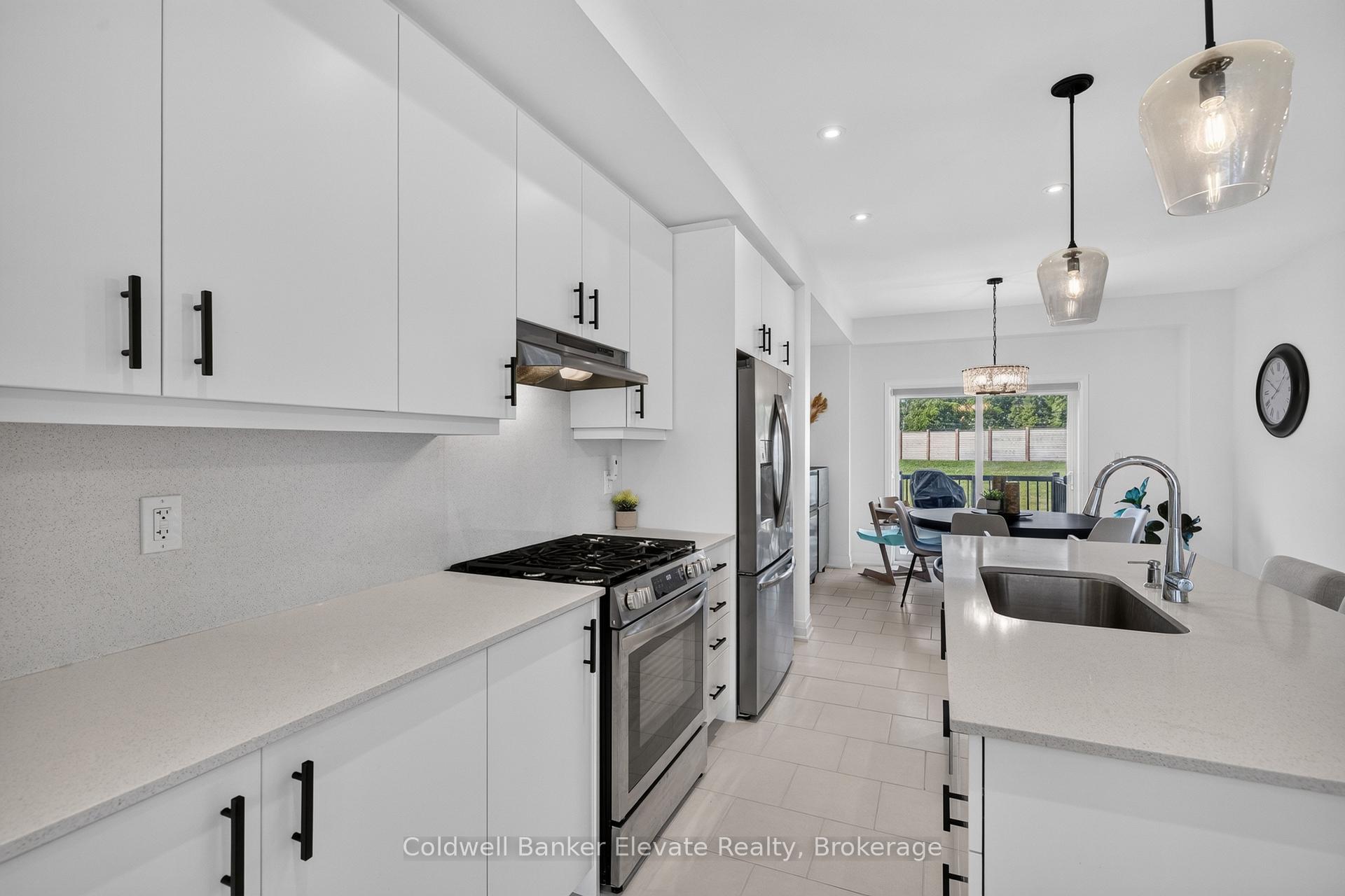 Photo 15 of 76 Windtree Way, Halton Hills, Georgetown — HOMEH