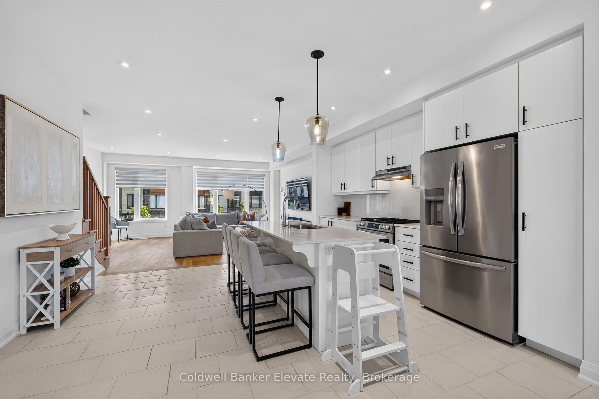 Photo 16 of 76 Windtree Way, Halton Hills, Georgetown — HOMEH