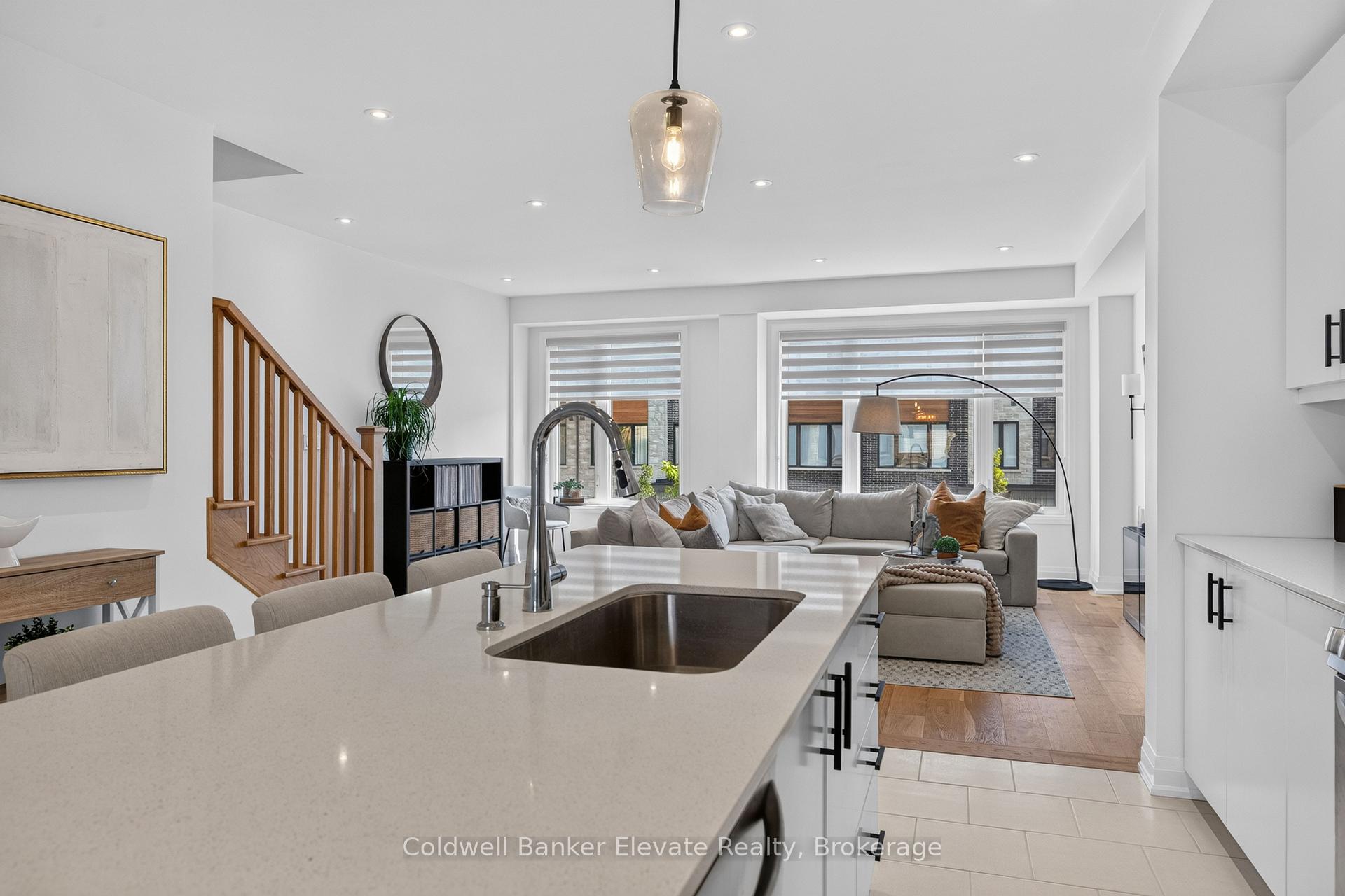 Photo 17 of 76 Windtree Way, Halton Hills, Georgetown — HOMEH