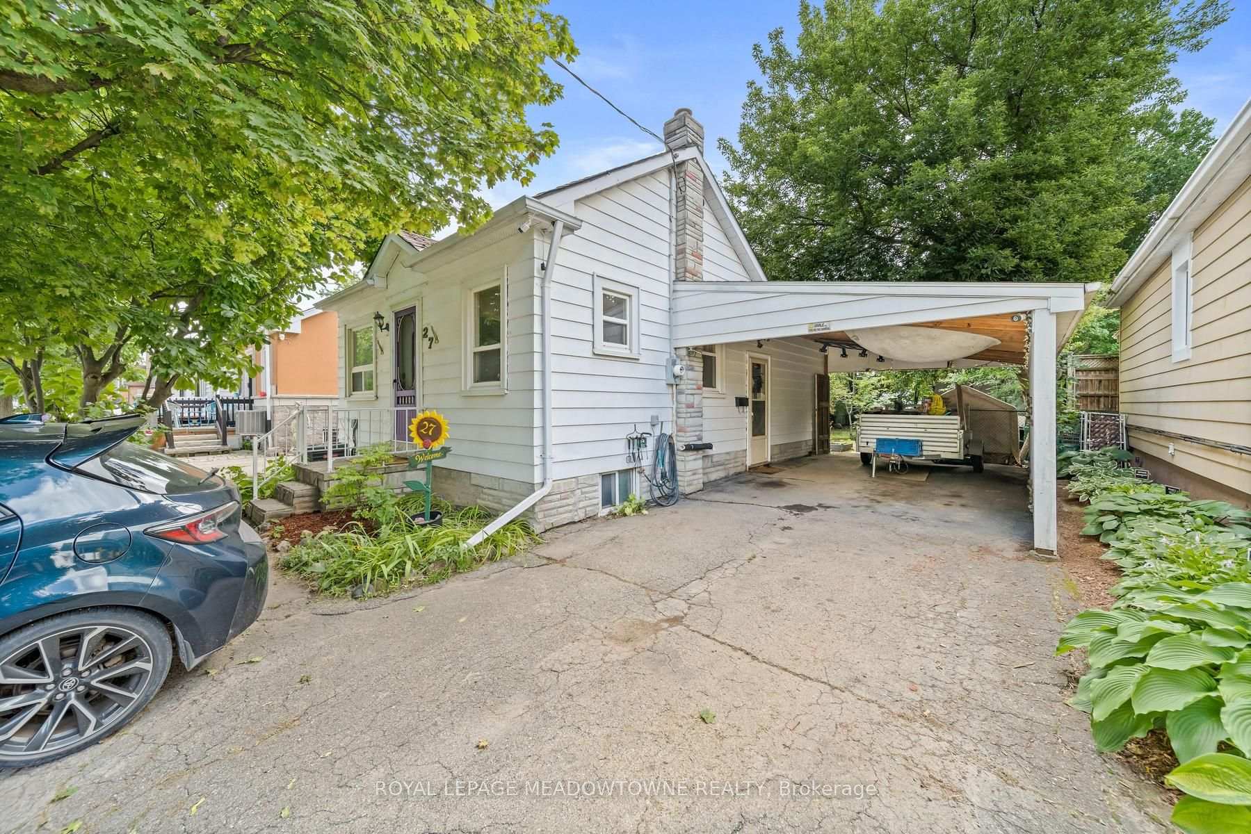 Photo 1 of 27 Royce Avenue, Brampton, Downtown Brampton — HOMEH