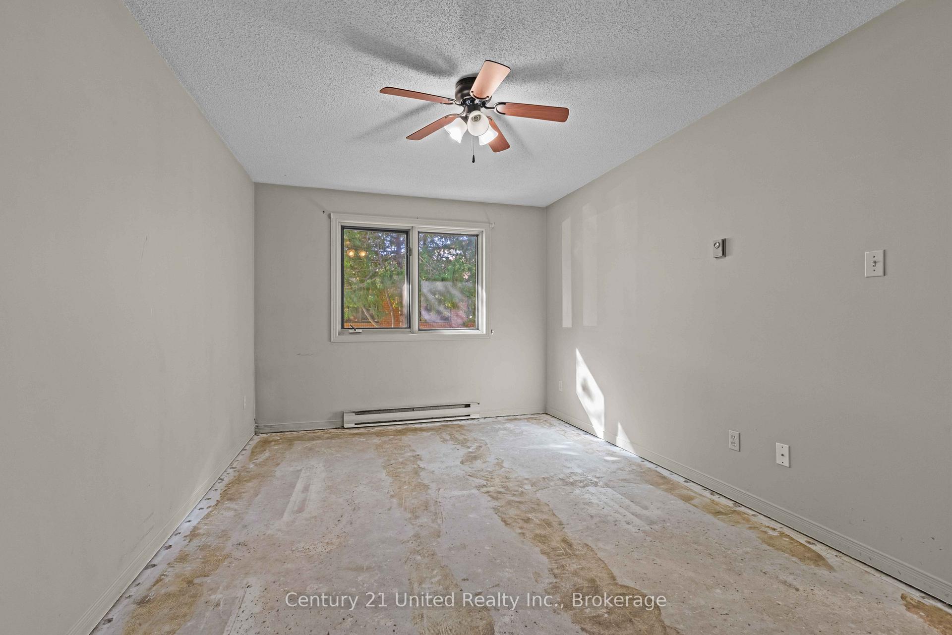 Photo 15 of Unit 10, 36 Champlain Crescent, Peterborough, Northcrest Ward 5 — HOMEH