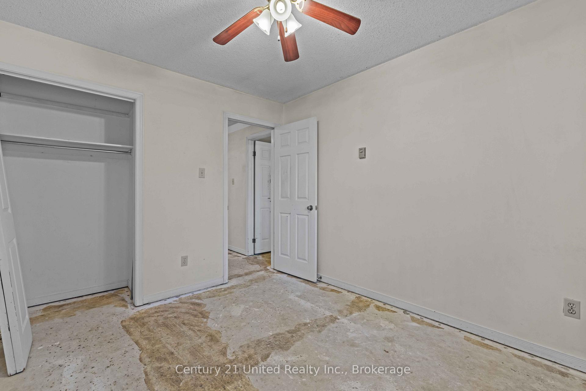 Photo 17 of Unit 10, 36 Champlain Crescent, Peterborough, Northcrest Ward 5 — HOMEH