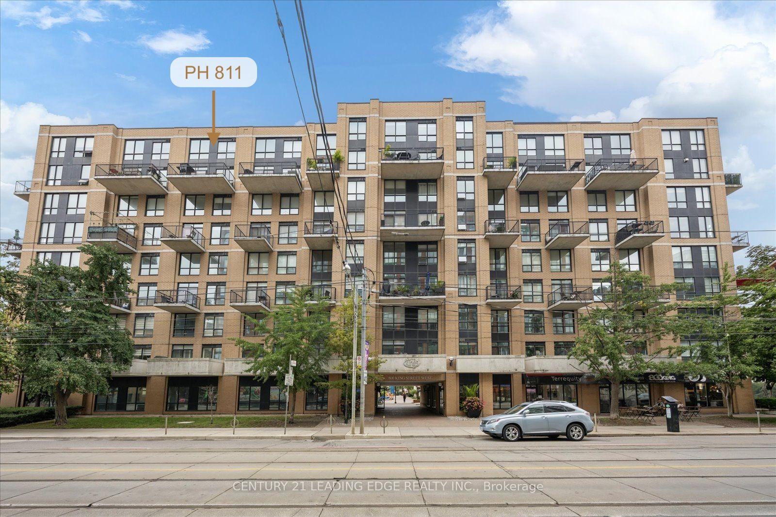 Photo 3 of Unit PH811, 800 King Street W, Toronto, Niagara — HOMEH