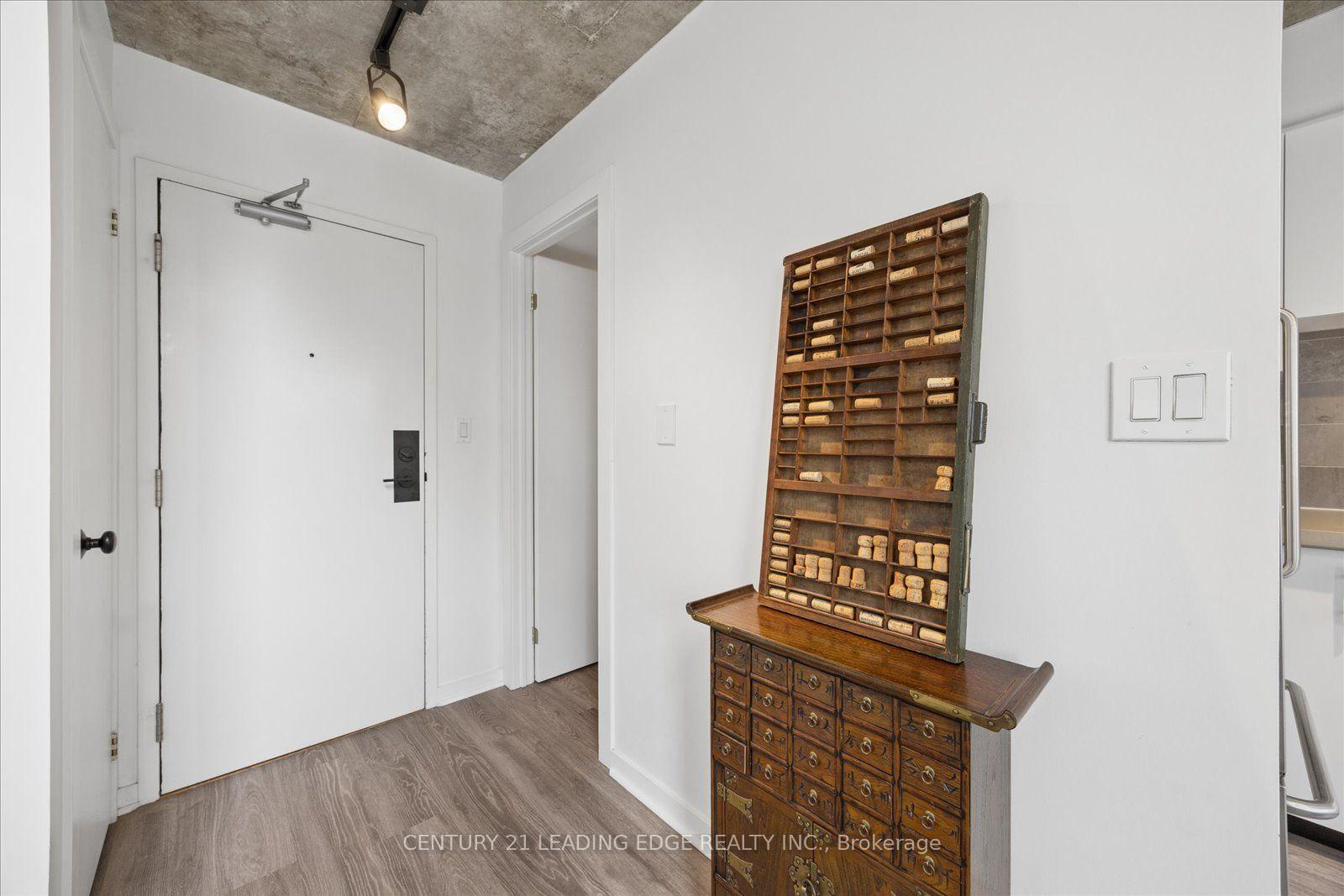 Photo 7 of Unit PH811, 800 King Street W, Toronto, Niagara — HOMEH