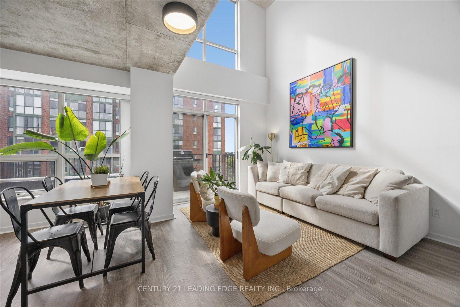 Photo 11 of Unit PH811, 800 King Street W, Toronto, Niagara — HOMEH