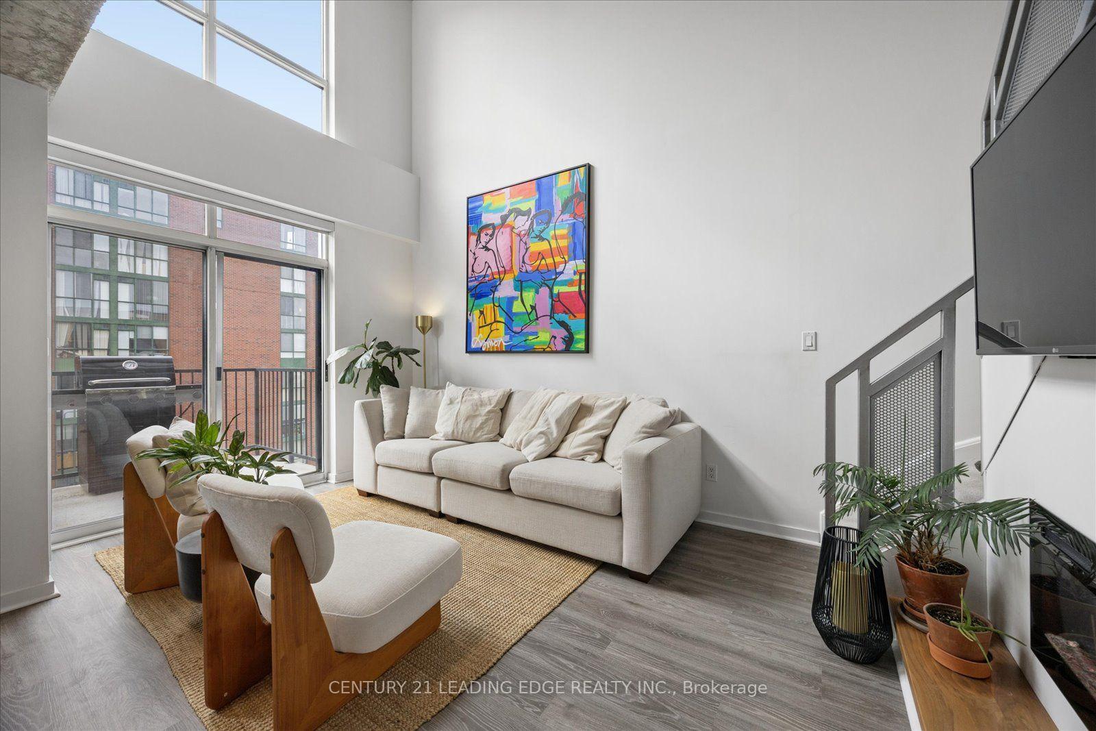 Photo 12 of Unit PH811, 800 King Street W, Toronto, Niagara — HOMEH