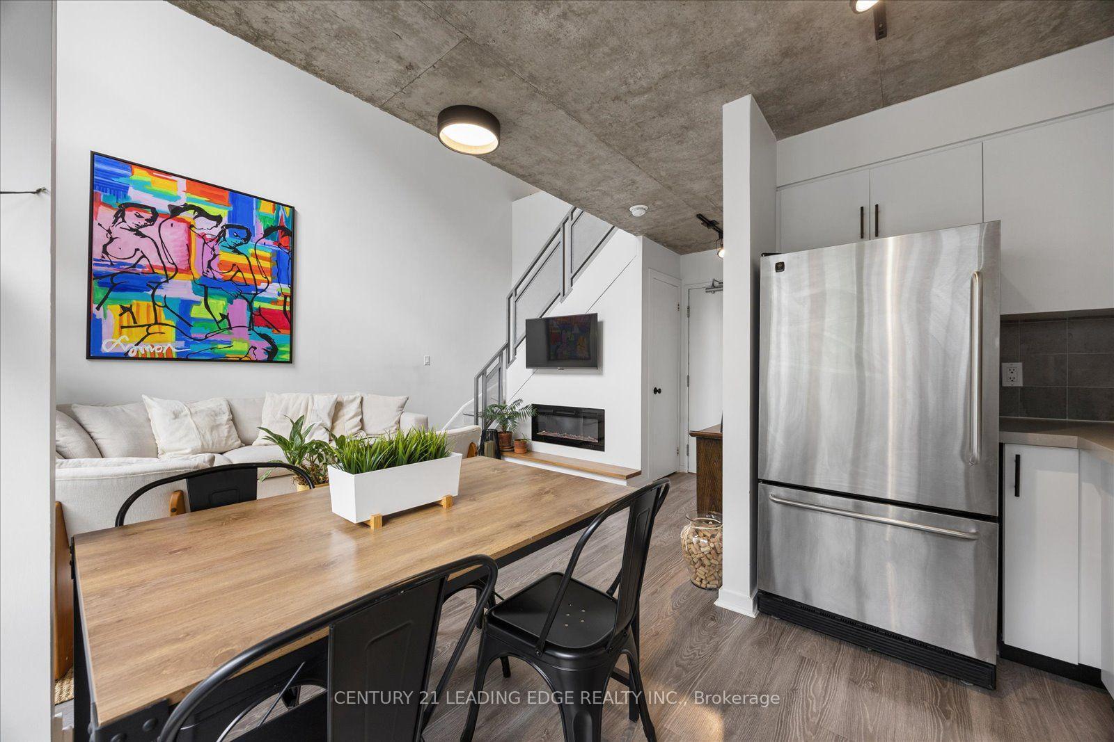 Photo 18 of Unit PH811, 800 King Street W, Toronto, Niagara — HOMEH
