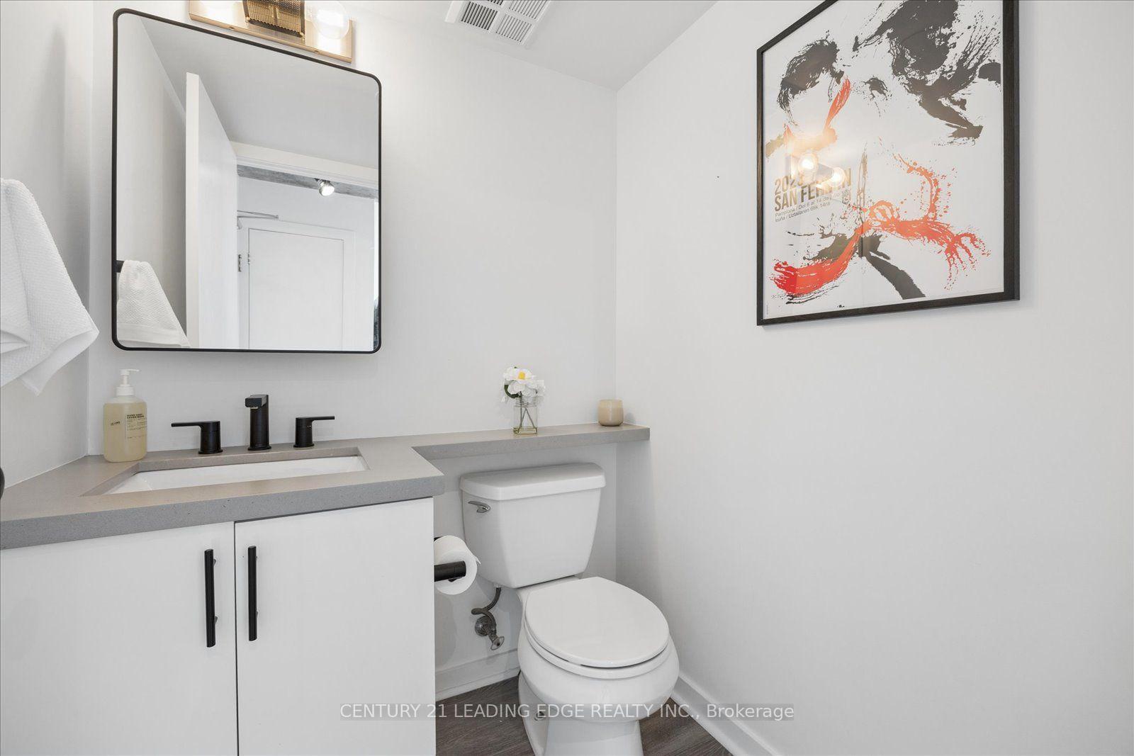 Photo 23 of Unit PH811, 800 King Street W, Toronto, Niagara — HOMEH