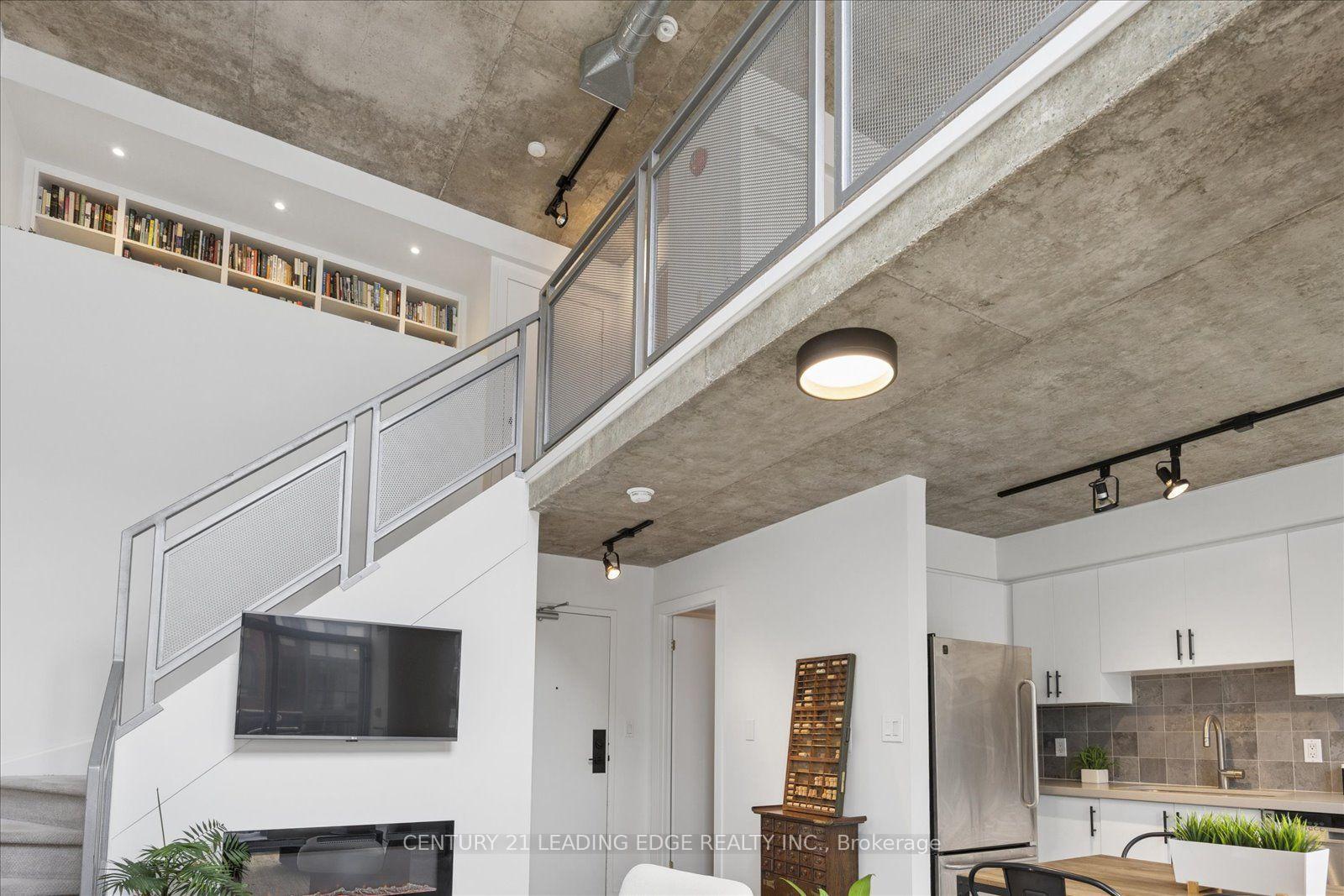 Photo 24 of Unit PH811, 800 King Street W, Toronto, Niagara — HOMEH