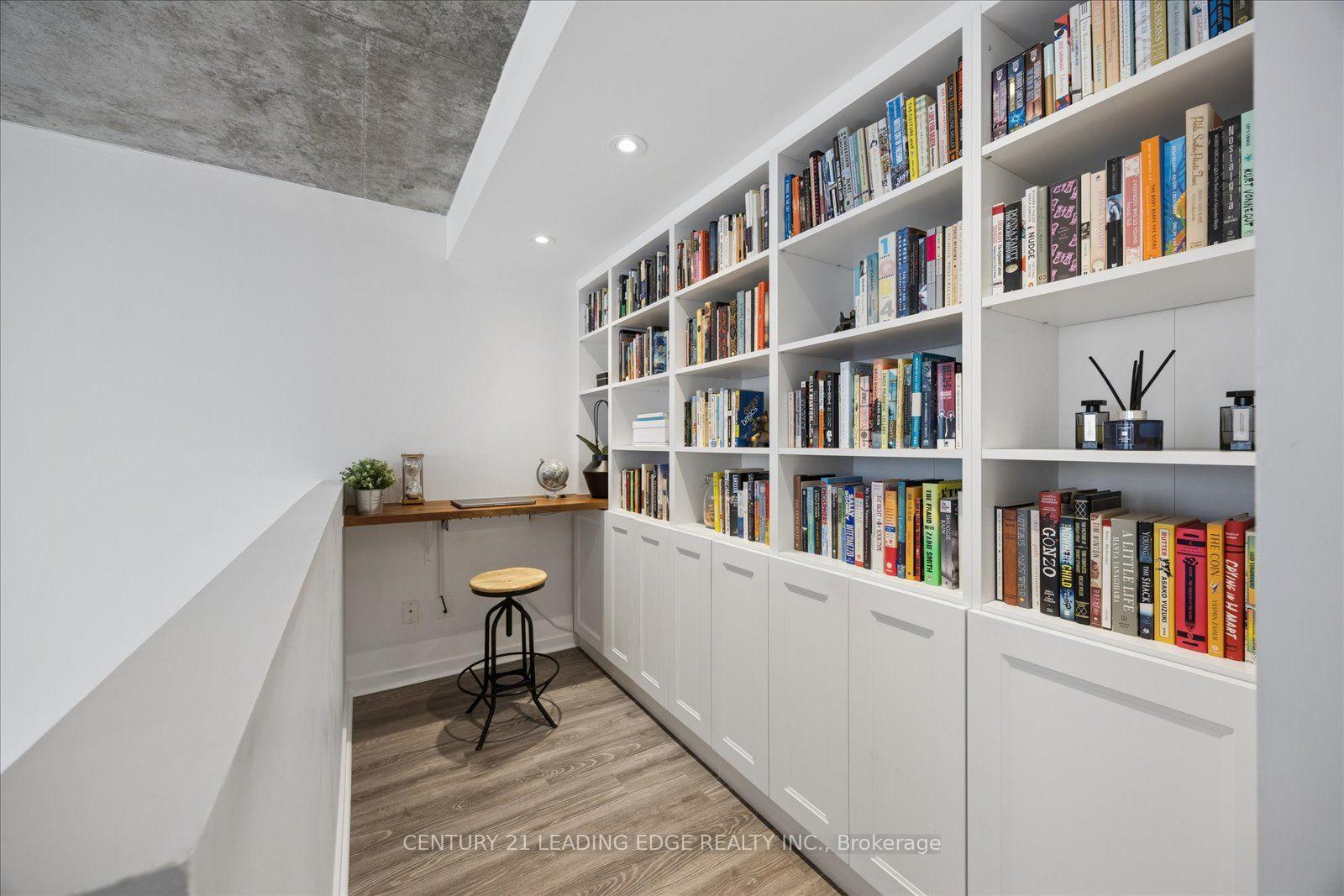 Photo 31 of Unit PH811, 800 King Street W, Toronto, Niagara — HOMEH