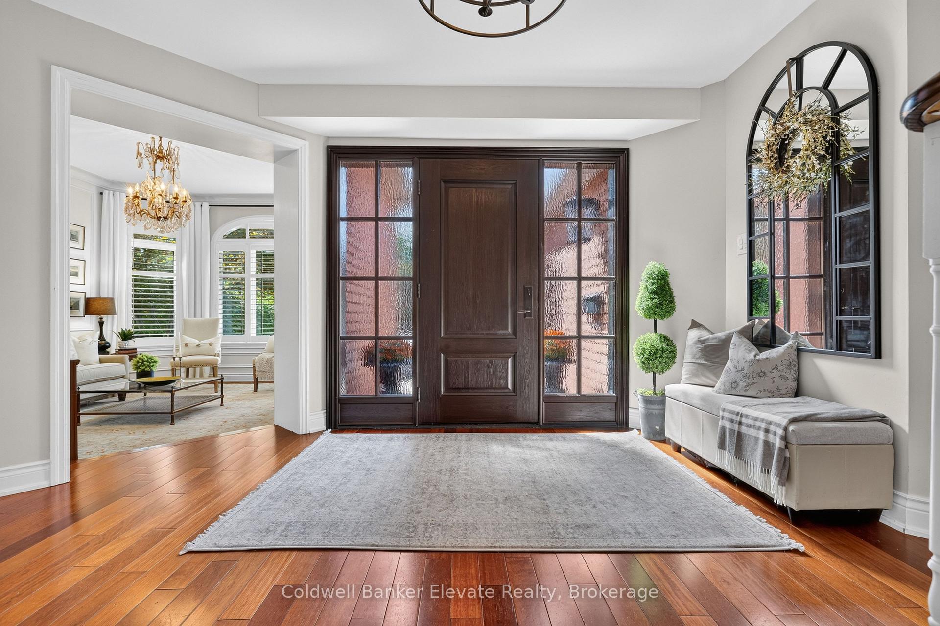 Photo 4 of 51 Gollop Crescent, Halton Hills, Georgetown — HOMEH