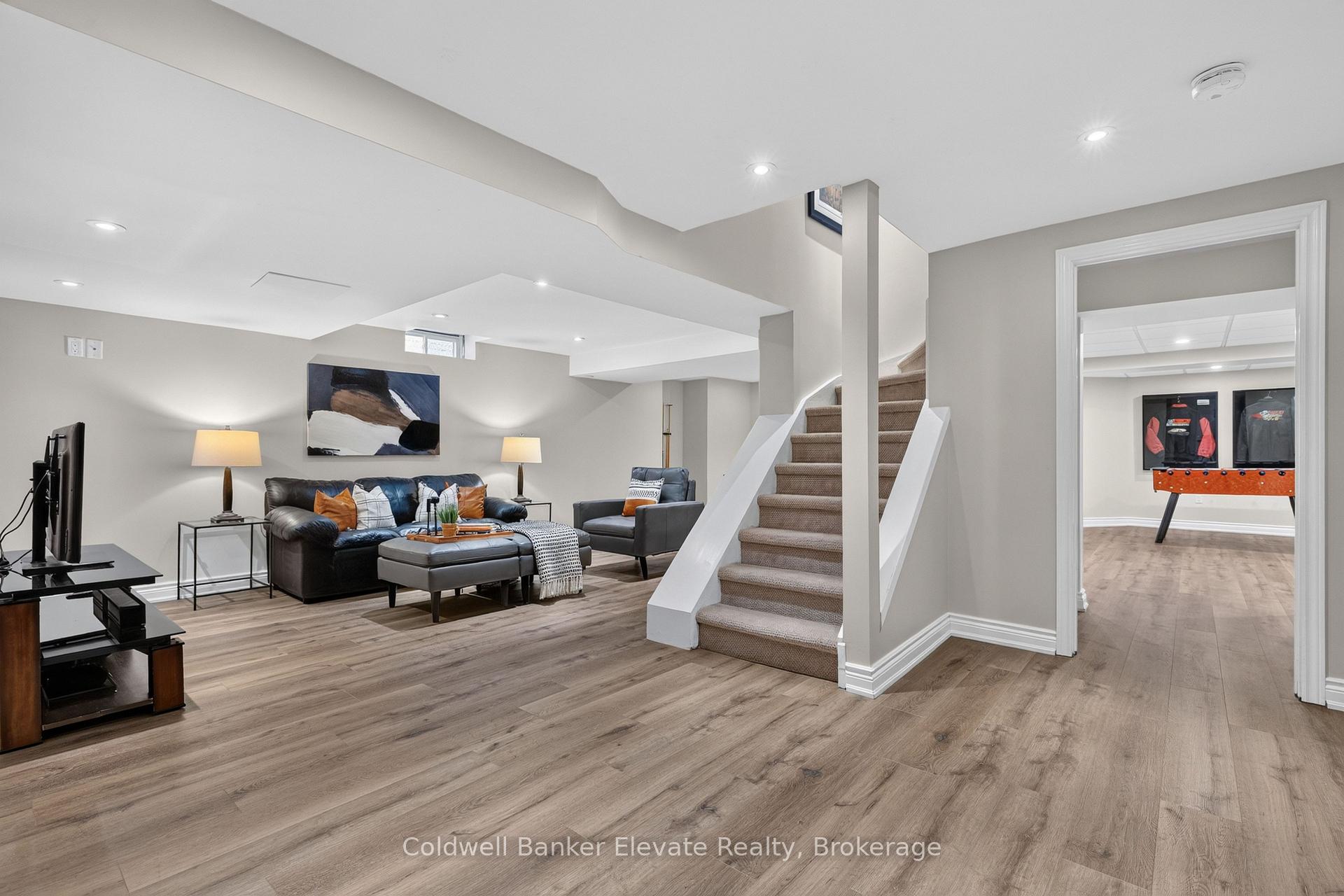 Photo 36 of 51 Gollop Crescent, Halton Hills, Georgetown — HOMEH