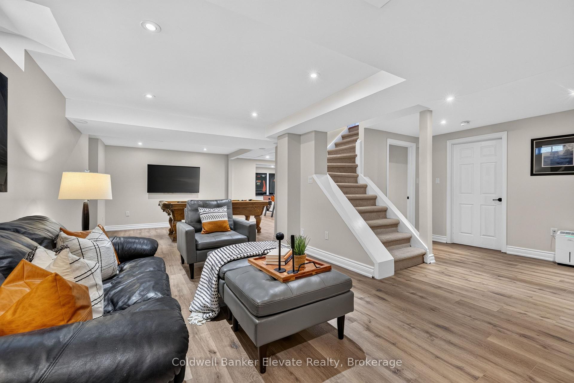 Photo 38 of 51 Gollop Crescent, Halton Hills, Georgetown — HOMEH
