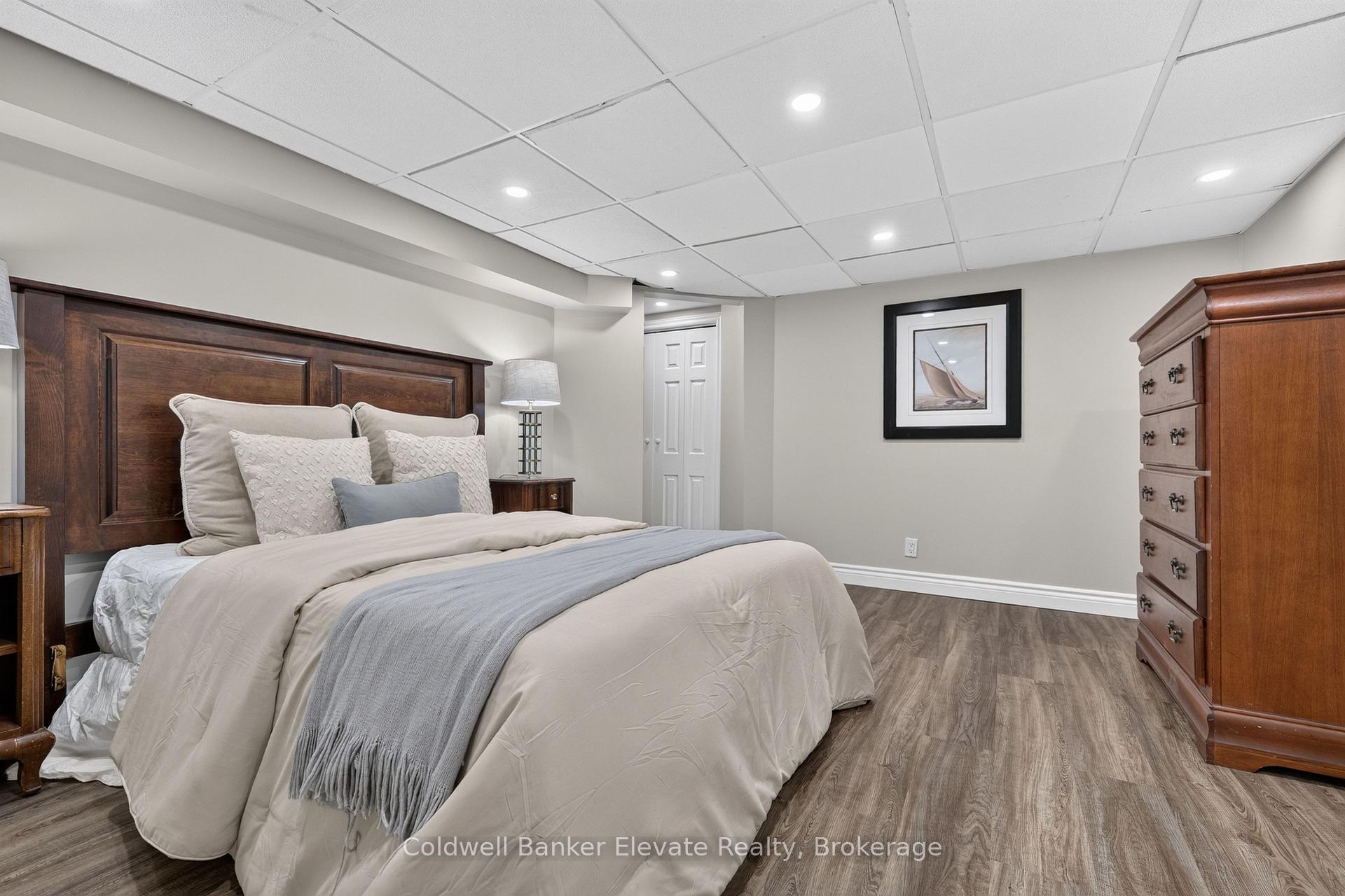 Photo 41 of 51 Gollop Crescent, Halton Hills, Georgetown — HOMEH