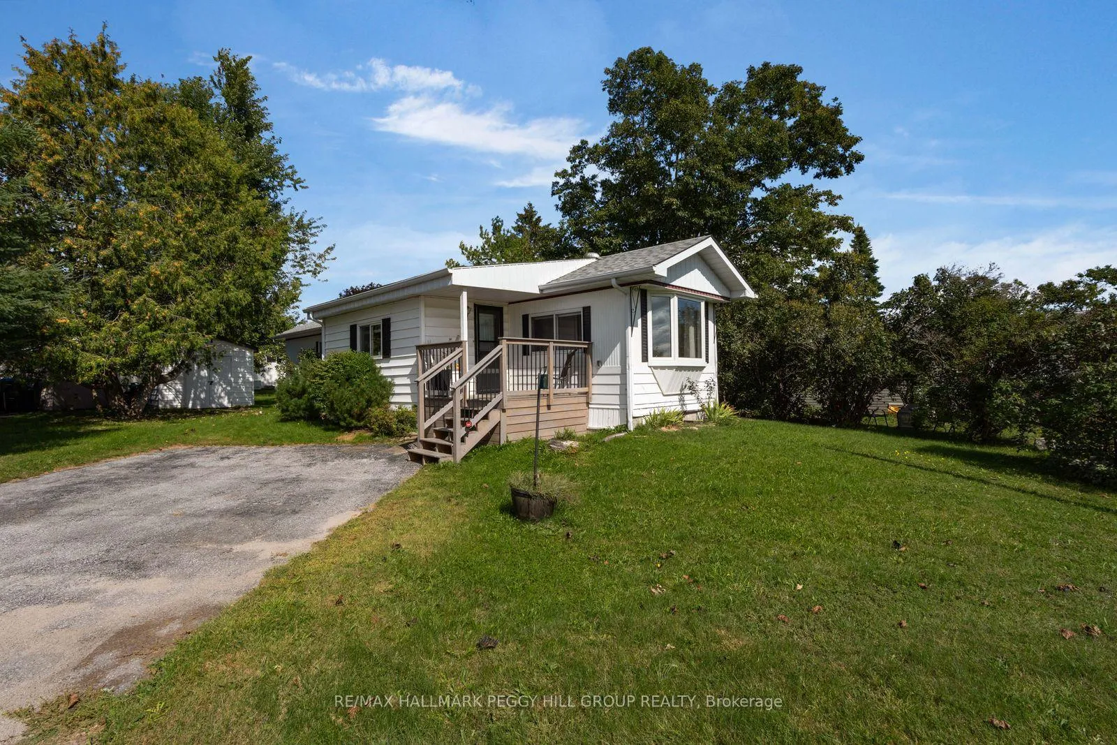 Photo of 17 Balantrae Drive