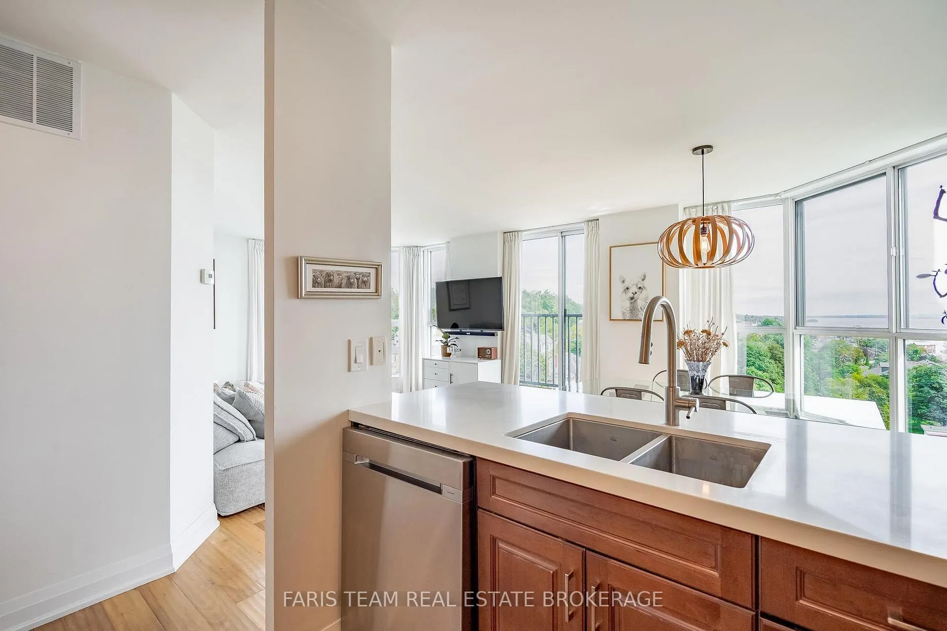Photo 25 of Unit 1011, 150 Dunlop Street E, Barrie, City Centre — HOMEH