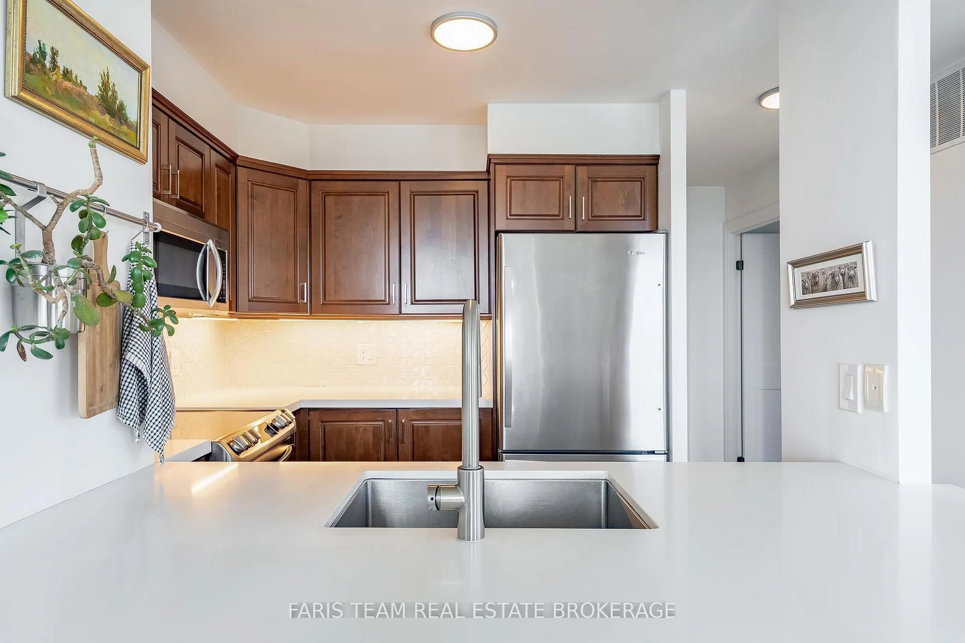Photo 20 of Unit 1011, 150 Dunlop Street E, Barrie, City Centre — HOMEH