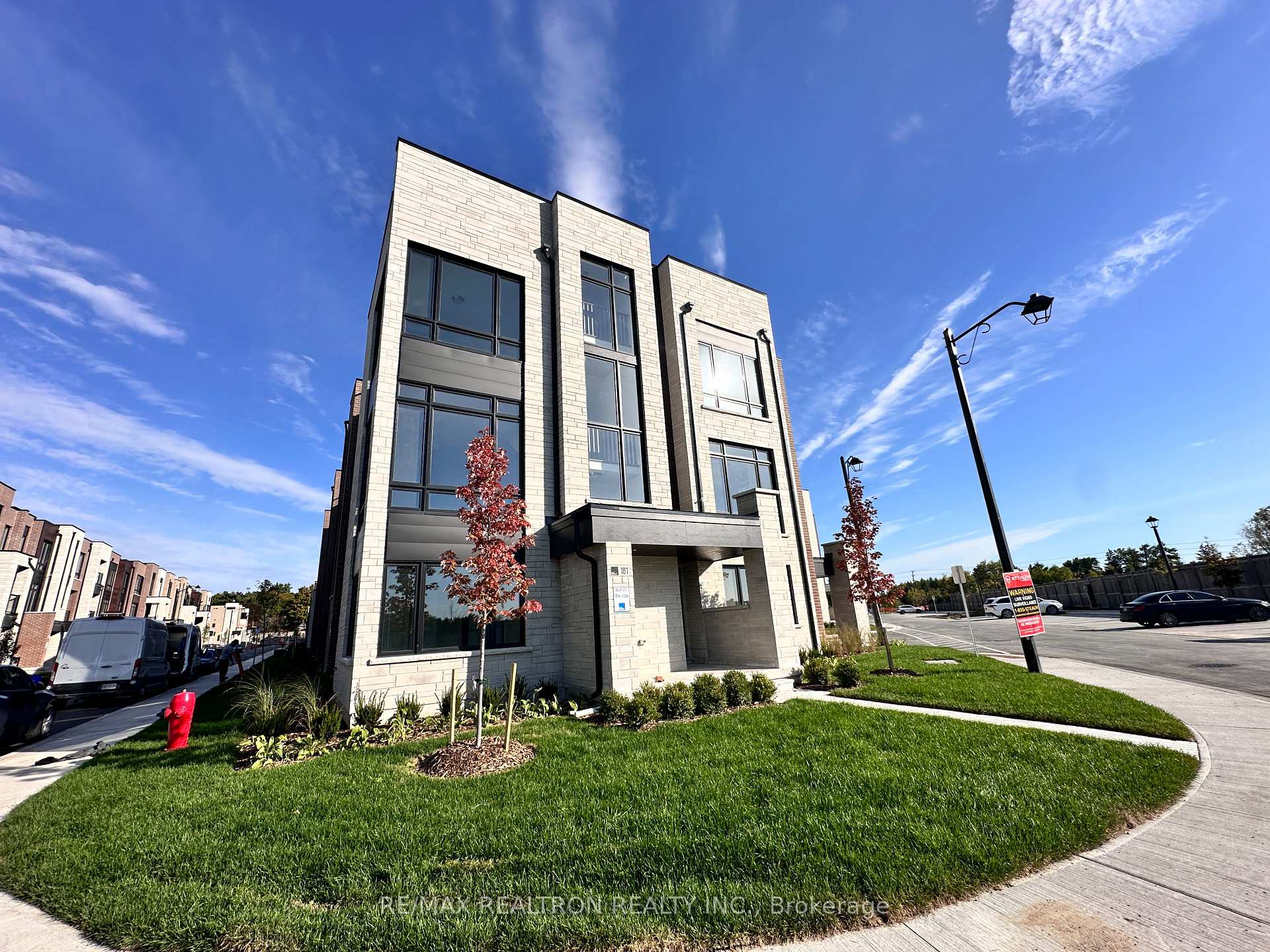 Front of 101 Credit Lane