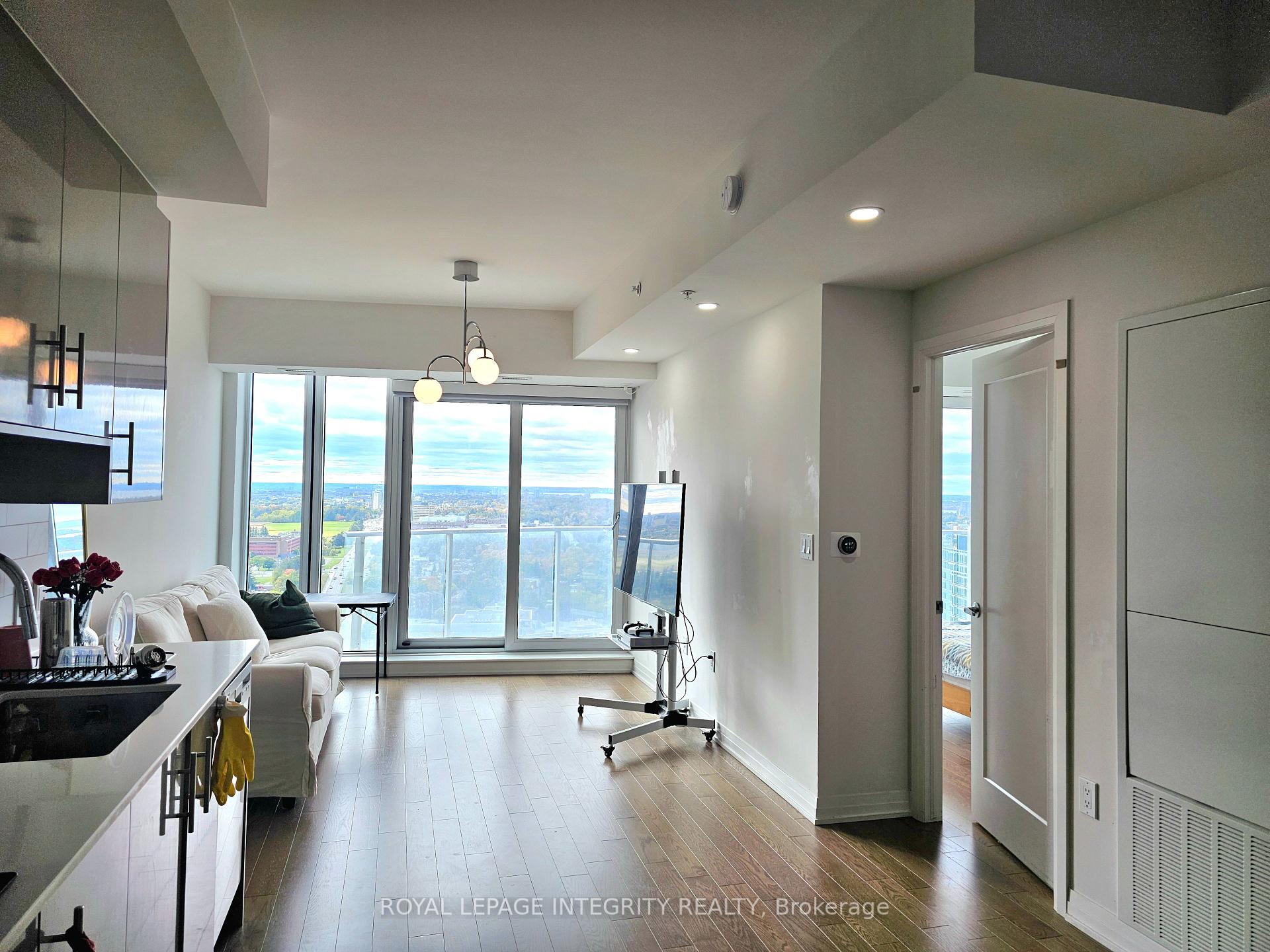 Photo 8 of Unit 3103, 805 Carling Avenue, Ottawa, West Centre Town — HOMEH