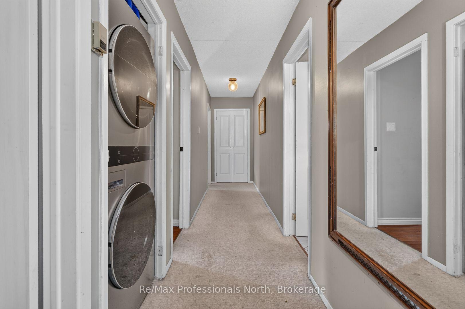 Photo 21 of 25 Lankin Boulevard, Orillia — HOMEH