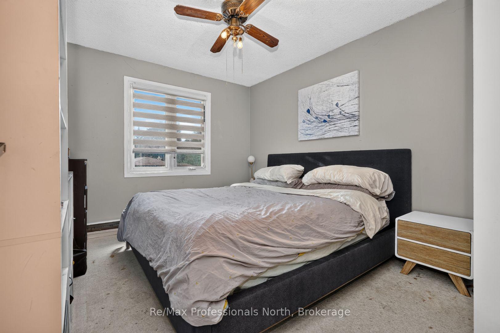 Photo 23 of 25 Lankin Boulevard, Orillia — HOMEH
