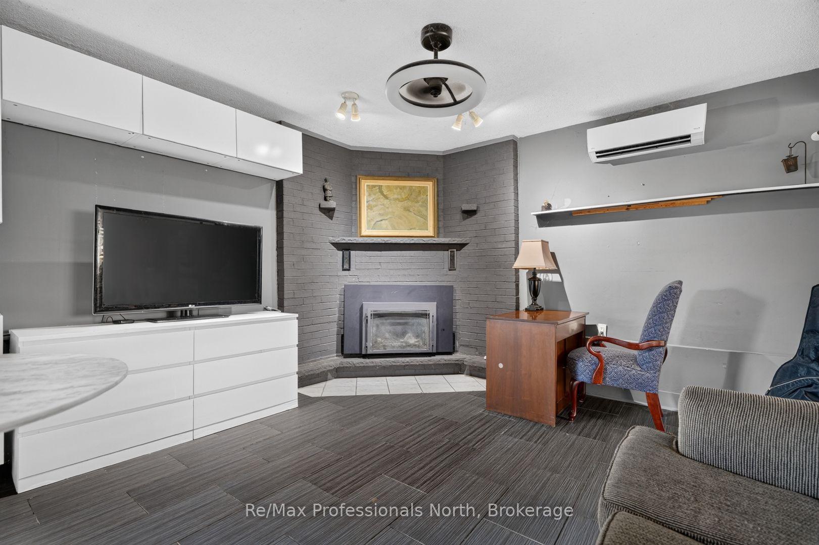 Photo 29 of 25 Lankin Boulevard, Orillia — HOMEH