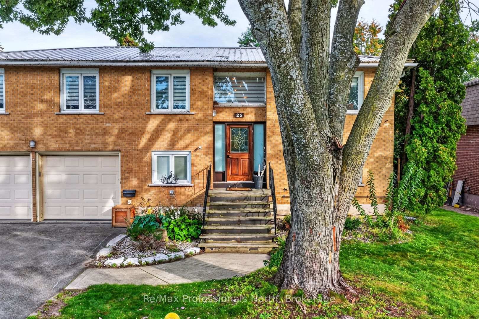 Photo 35 of 25 Lankin Boulevard, Orillia — HOMEH