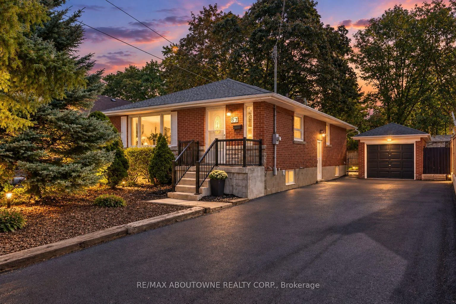 Photo 1 of 67 Wardrope Avenue, Hamilton, Stoney Creek — HOMEH