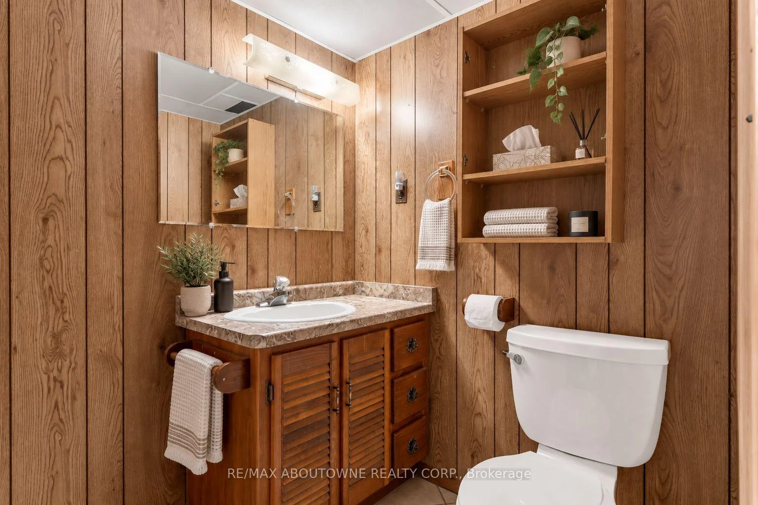 Photo 37 of 67 Wardrope Avenue, Hamilton, Stoney Creek — HOMEH
