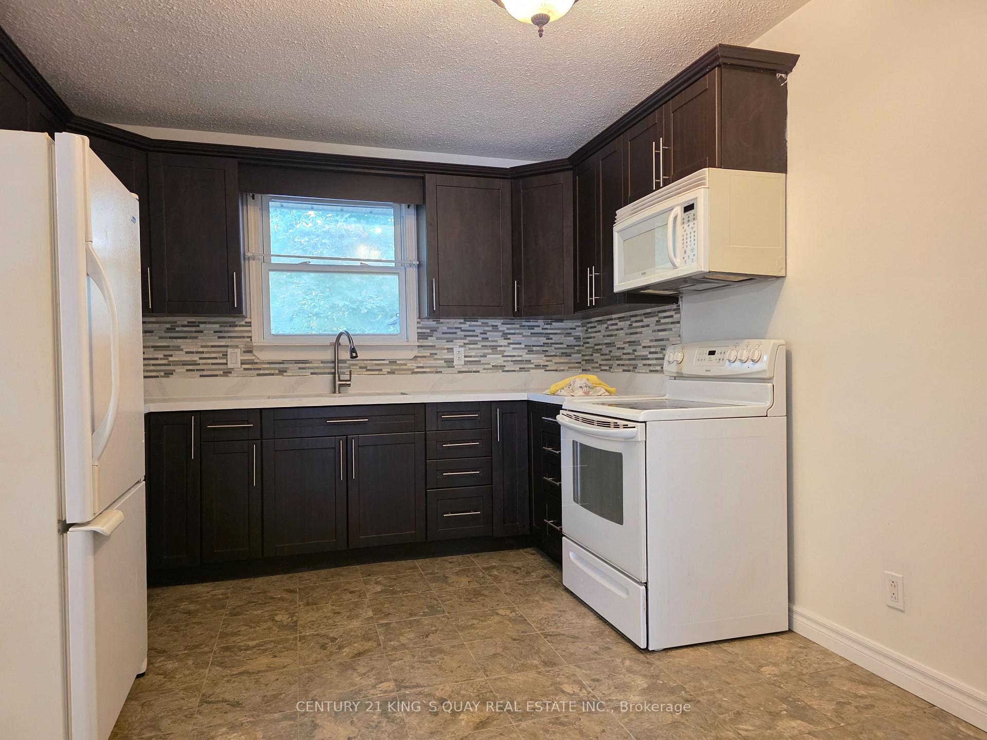 Photo 11 of 29 Van Alstine Drive, Quinte West, Trenton Ward — HOMEH