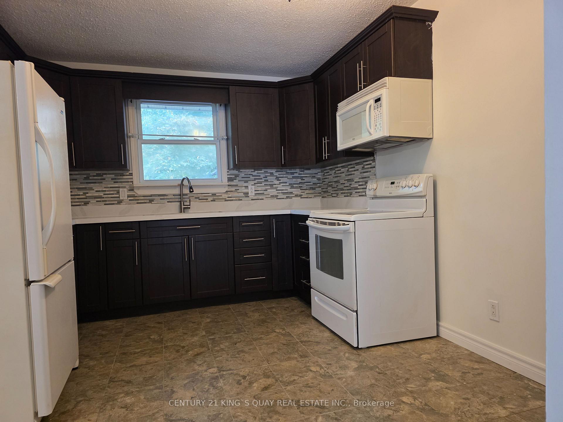 Photo 12 of 29 Van Alstine Drive, Quinte West, Trenton Ward — HOMEH