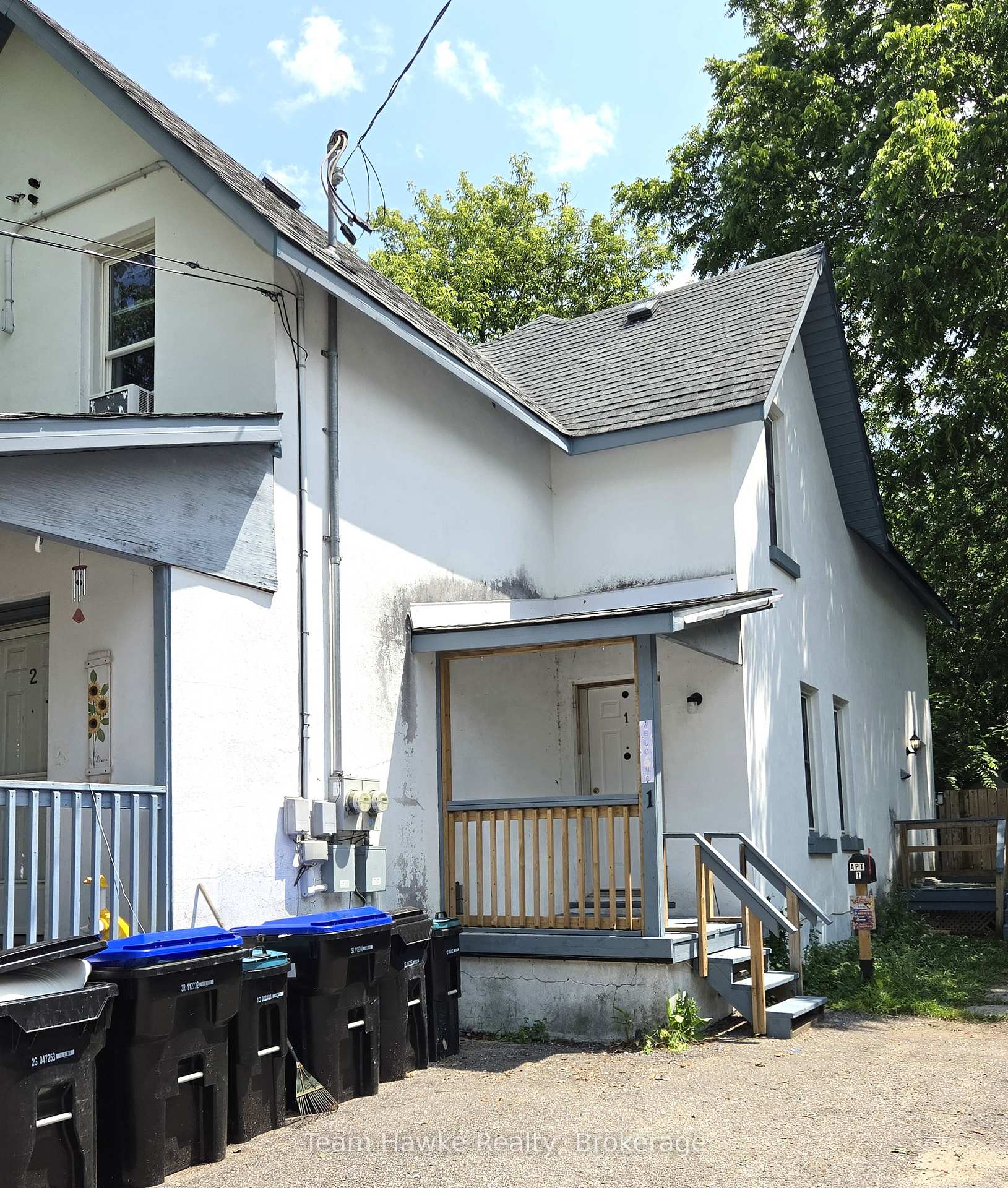 Photo 2 of 405 Dominion Avenue, Midland — HOMEH