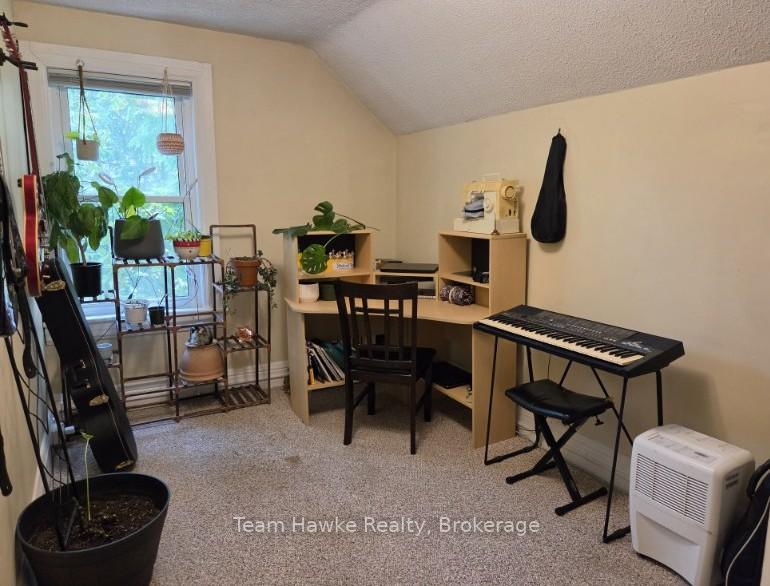 Photo 5 of 405 Dominion Avenue, Midland — HOMEH