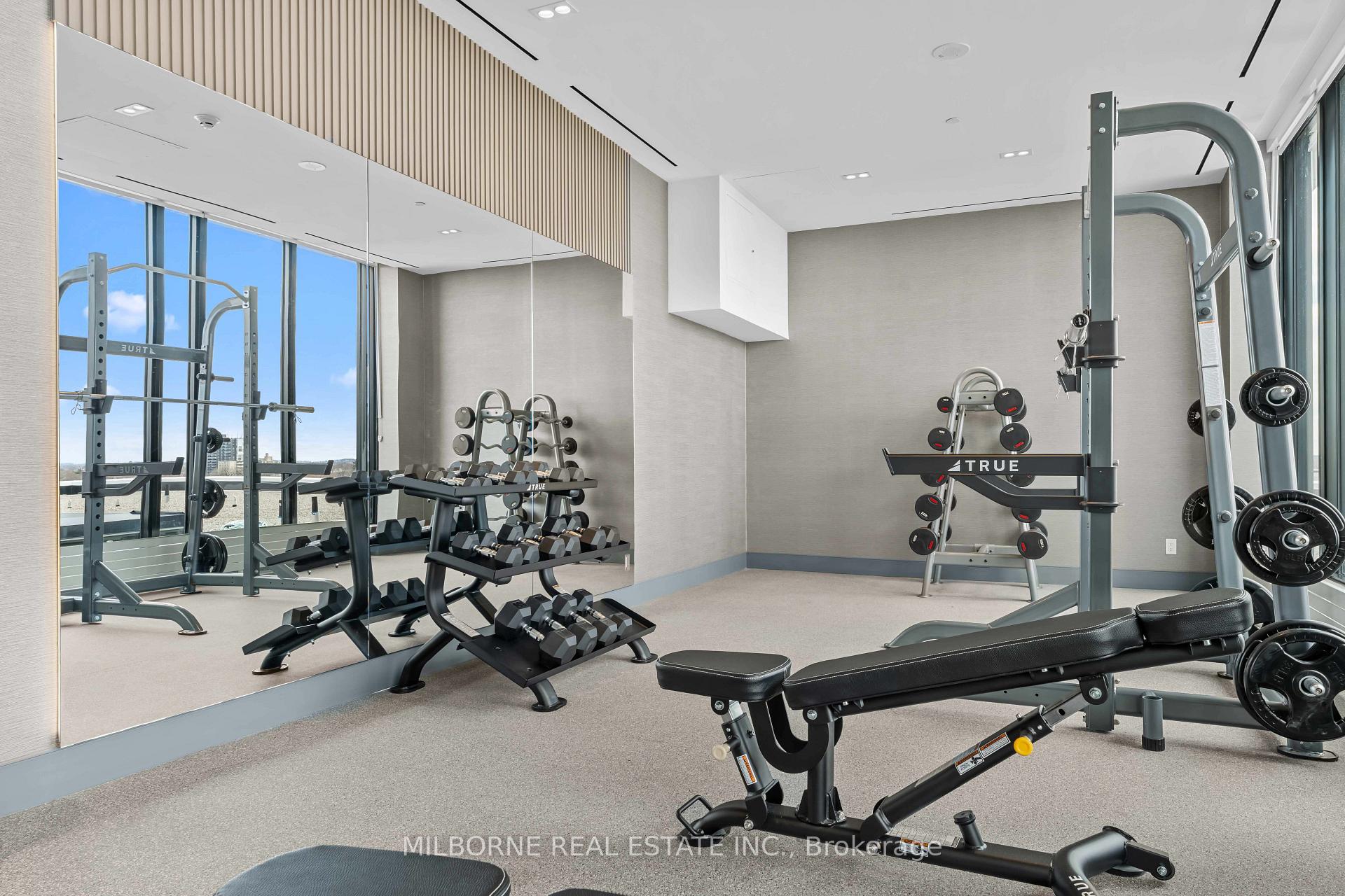Photo 6 of Unit 302, 500 Upper Wellington Street, Hamilton, Centremount — HOMEH