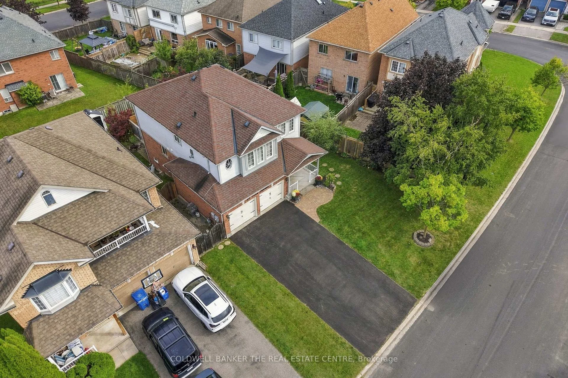 Photo 41 of 28 Hirst Avenue E, Georgina, Keswick South — HOMEH