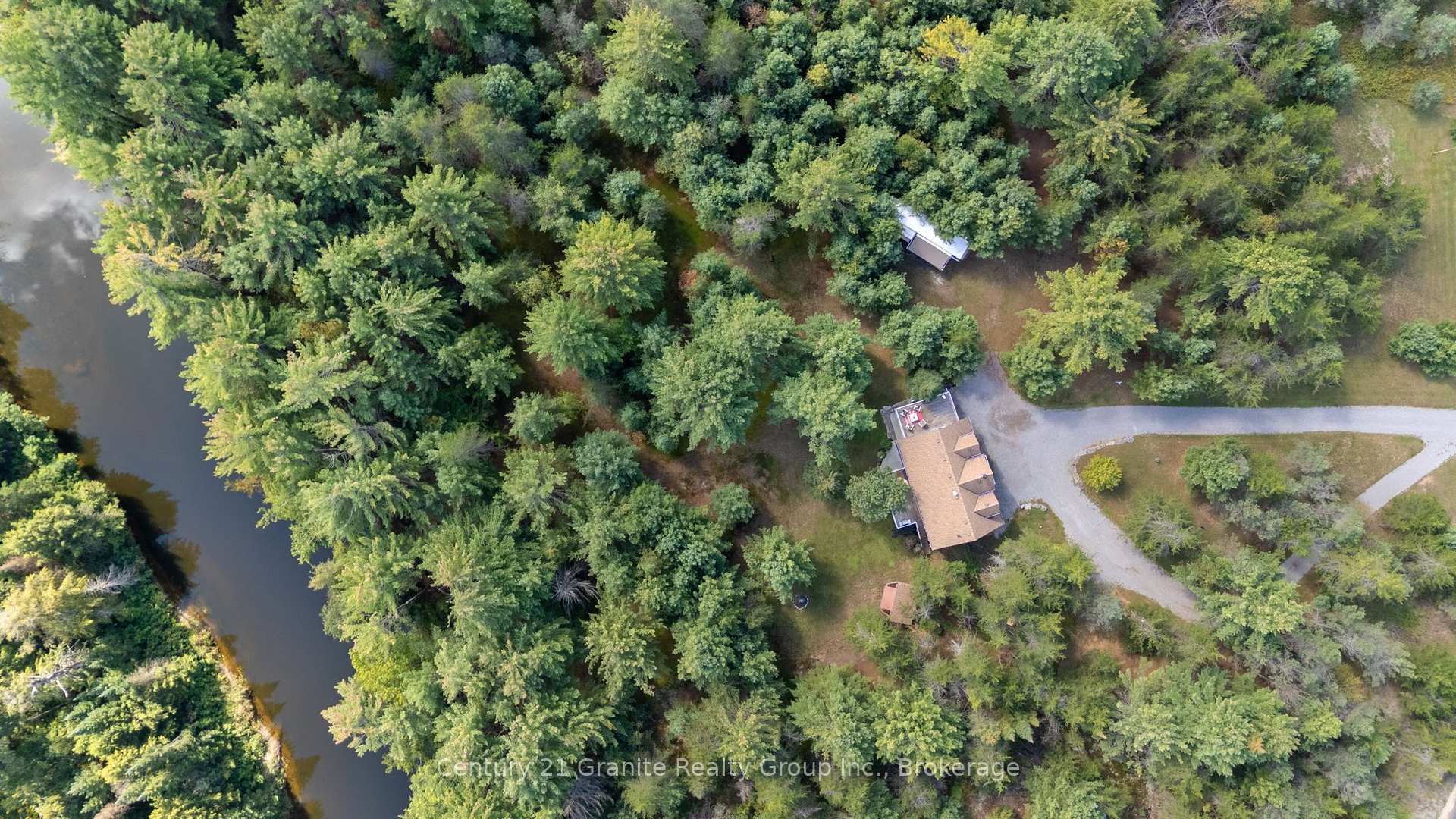 Photo 2 of 58 Winchester Drive, Kawartha Lakes, Somerville — HOMEH
