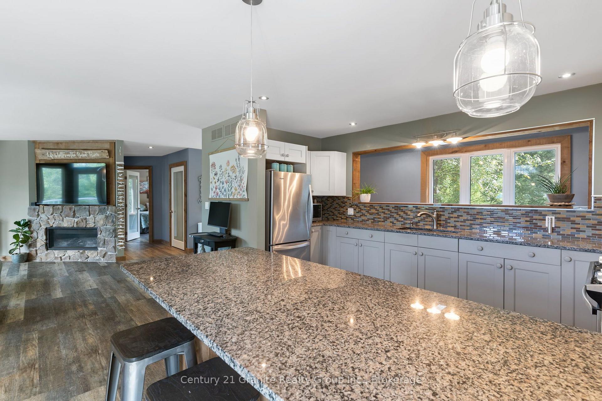 Photo 14 of 58 Winchester Drive, Kawartha Lakes, Somerville — HOMEH