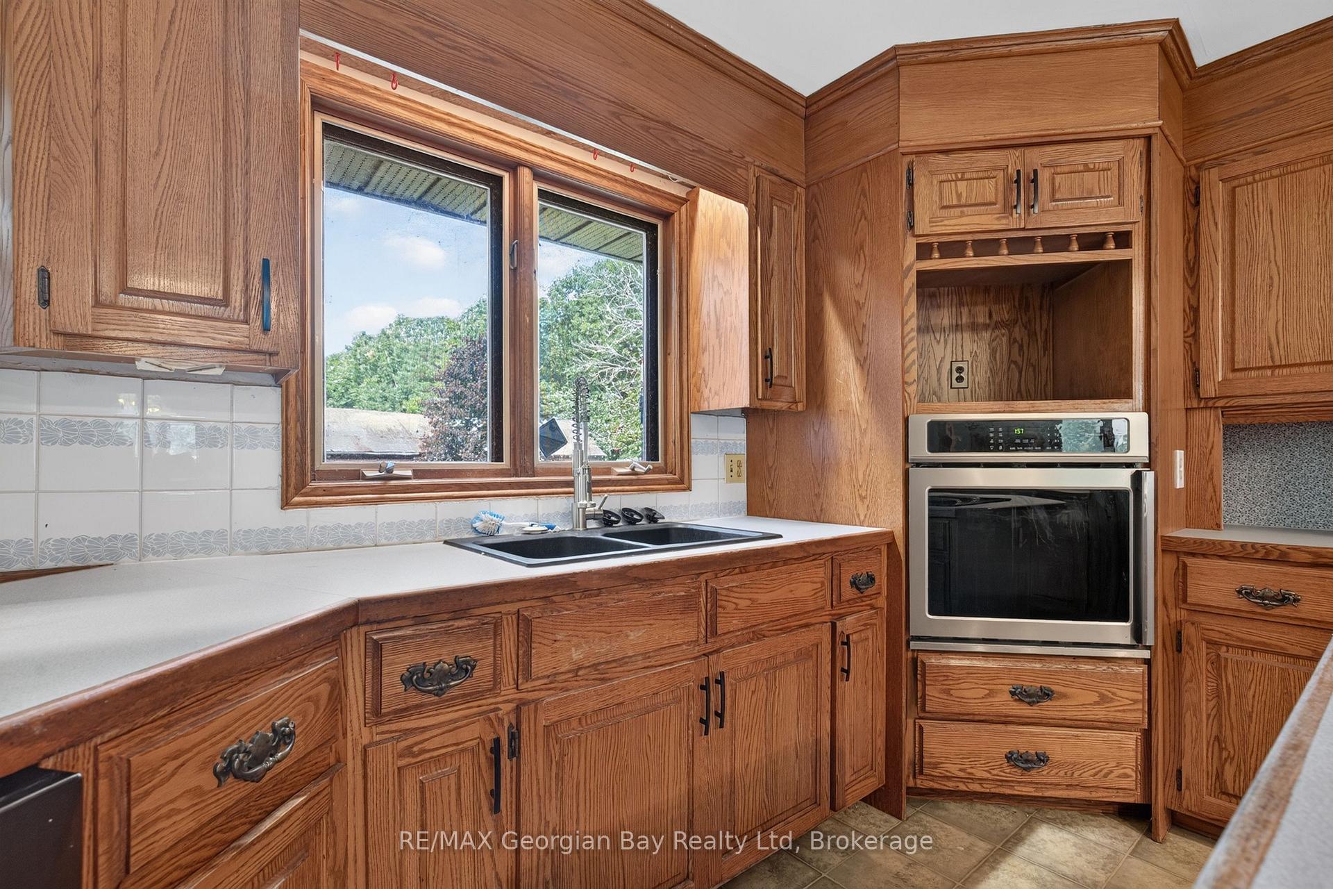 Photo 8 of 630 4 Concession Road W, Tiny, Rural Tiny — HOMEH