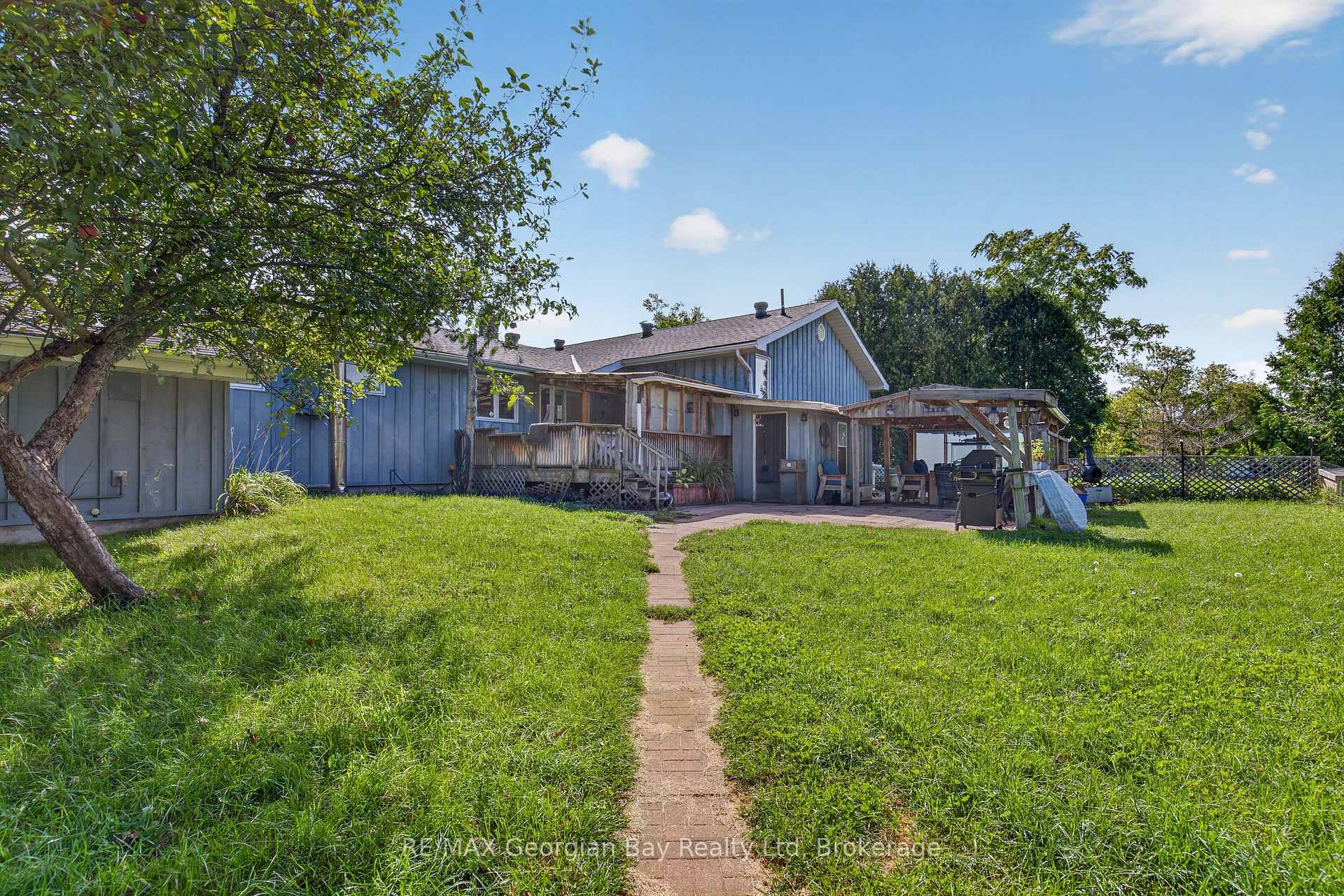 Photo 30 of 630 4 Concession Road W, Tiny, Rural Tiny — HOMEH