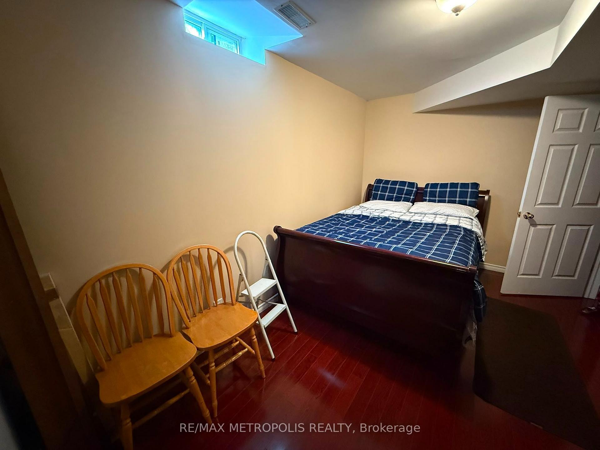 Photo 6 of Unit Basement, 57 Beckwith Crescent, Markham, Milliken Mills East — HOMEH
